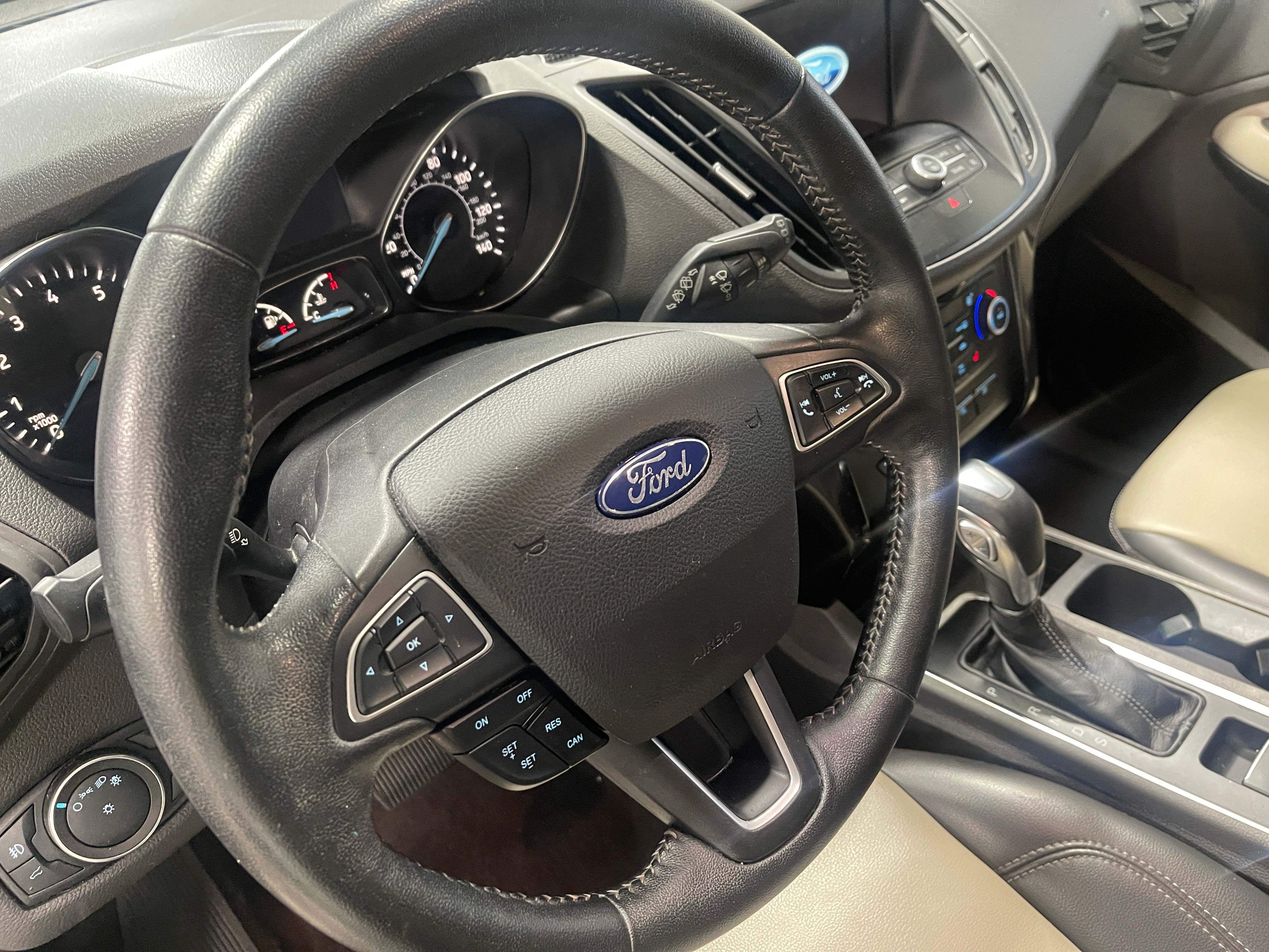 2019 Ford Escape SEL 5