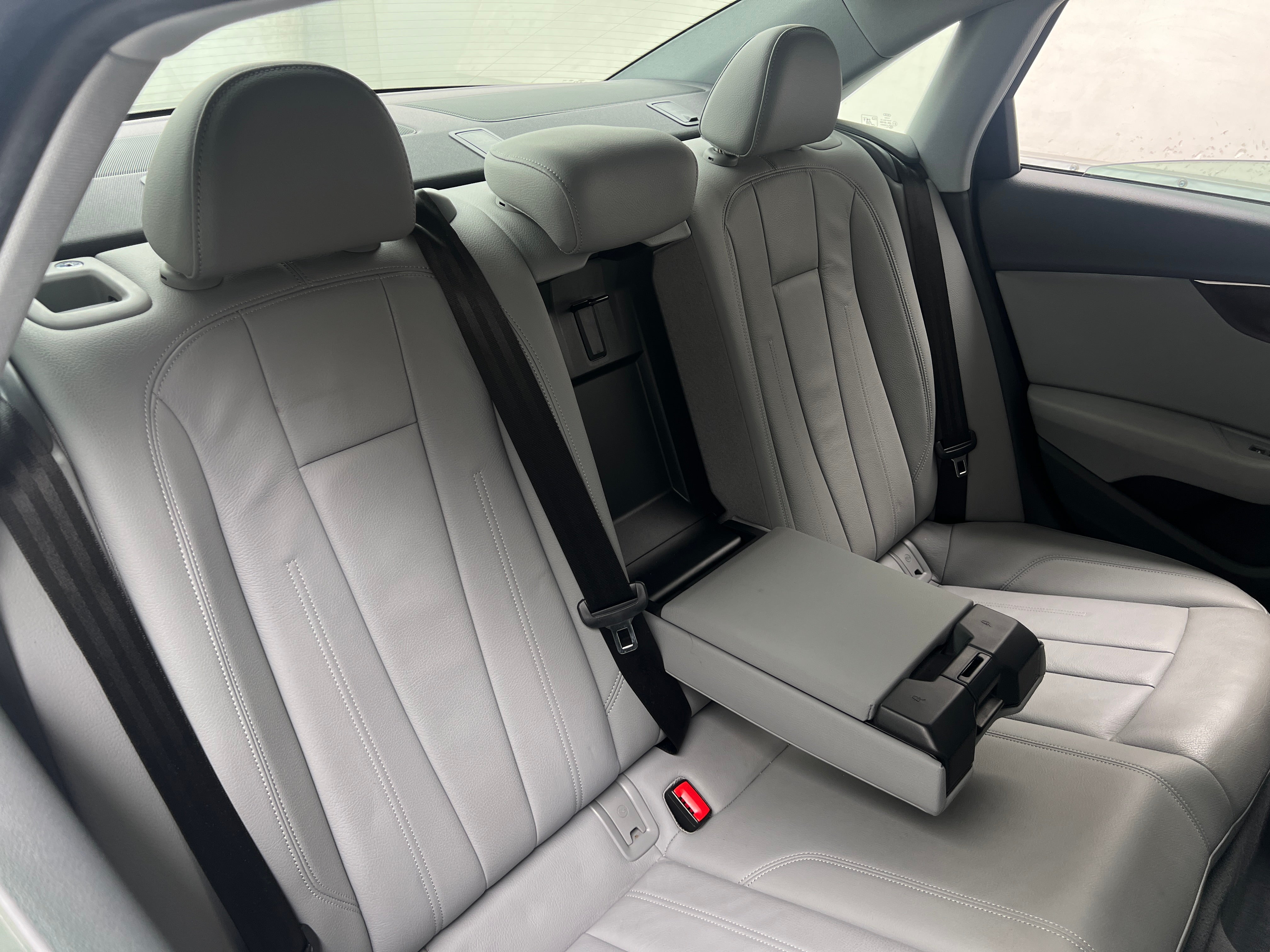 2019 Audi A4 Premium 5