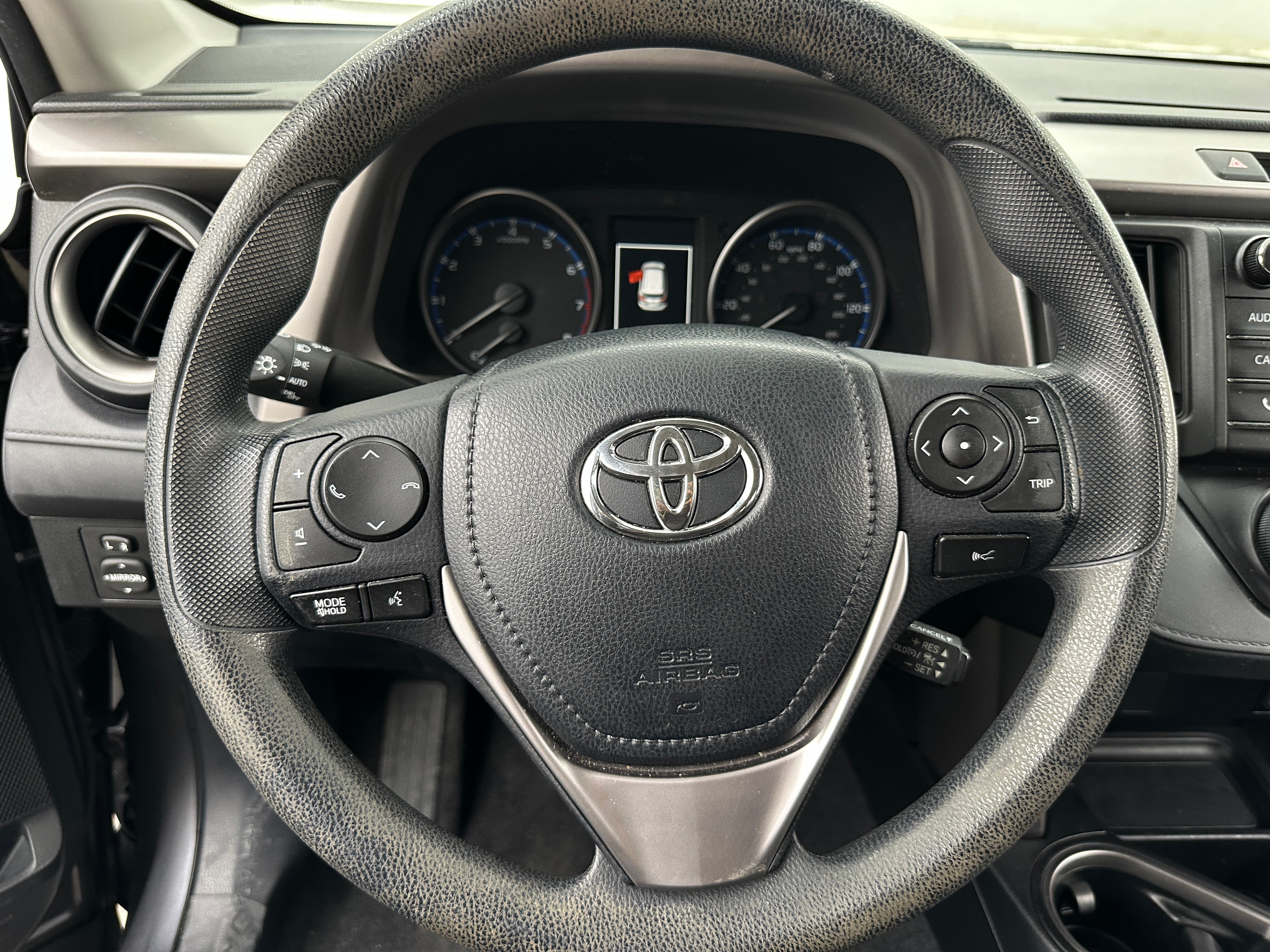 2017 Toyota RAV4 LE 5