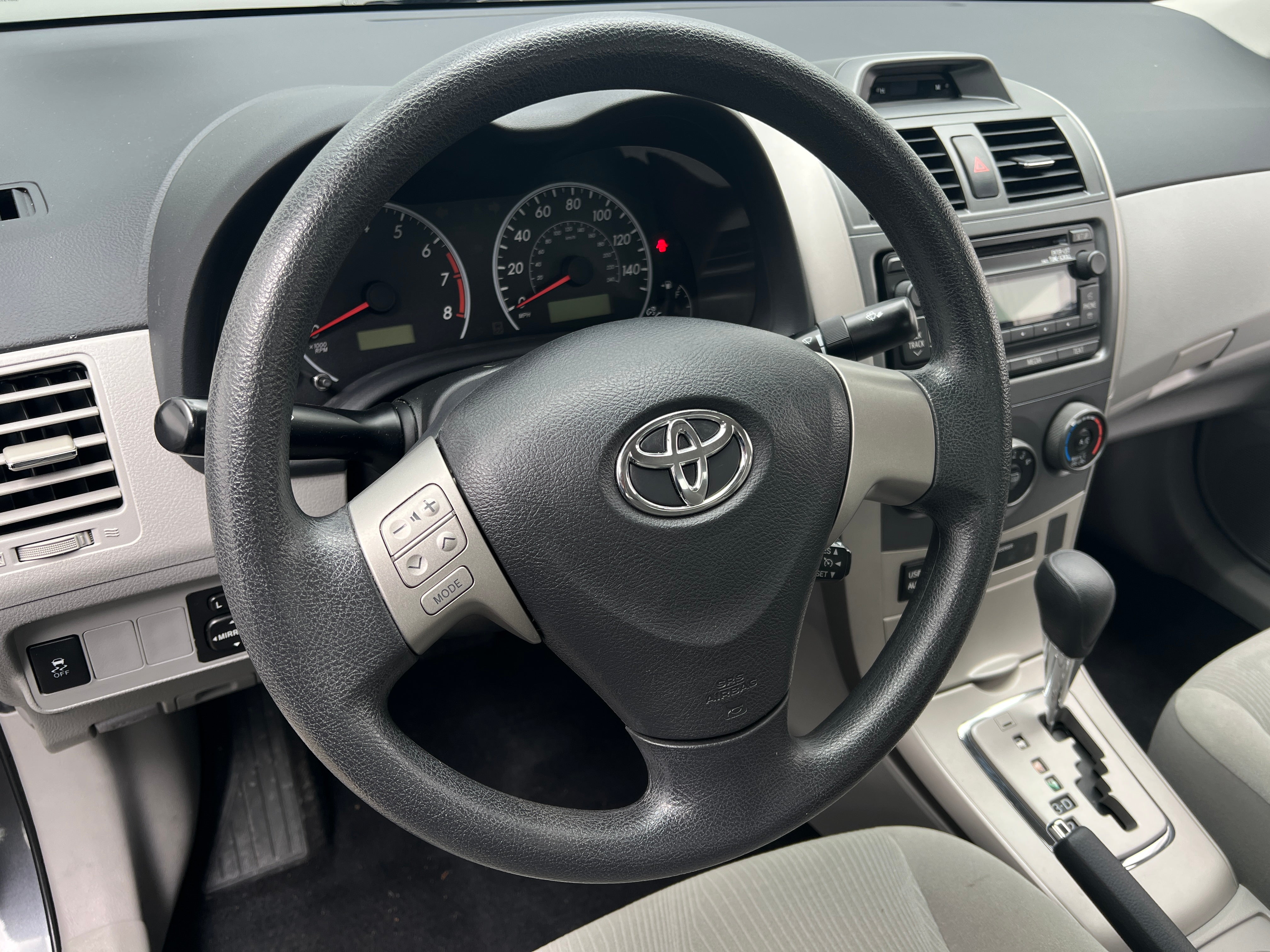 2012 Toyota Corolla LE 5