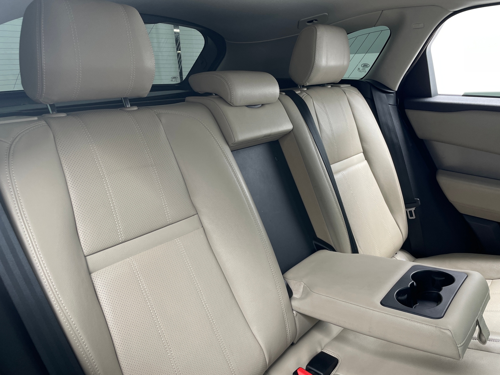 Thumbnail: 2018 Land Rover Range Rover Velar - 5