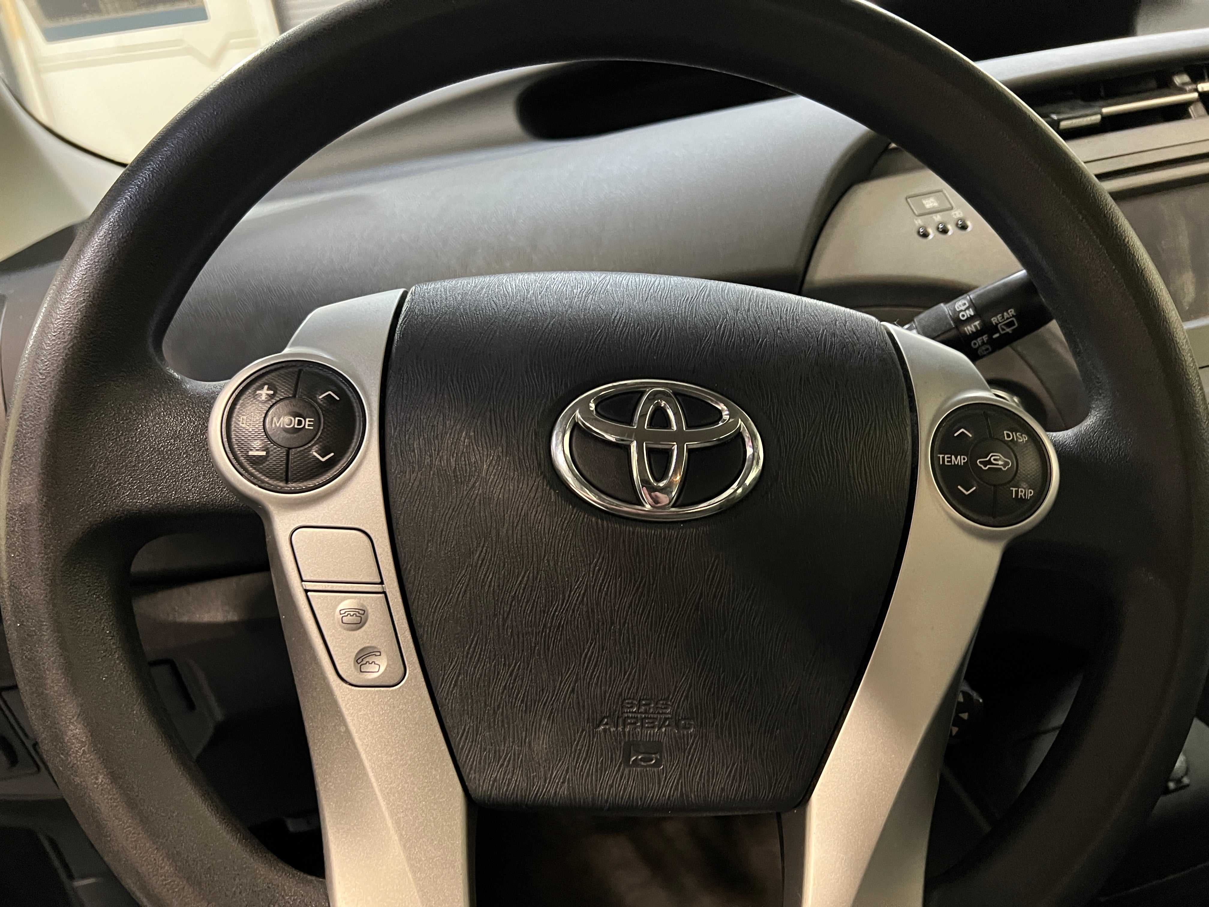 2015 Toyota Prius Two 5