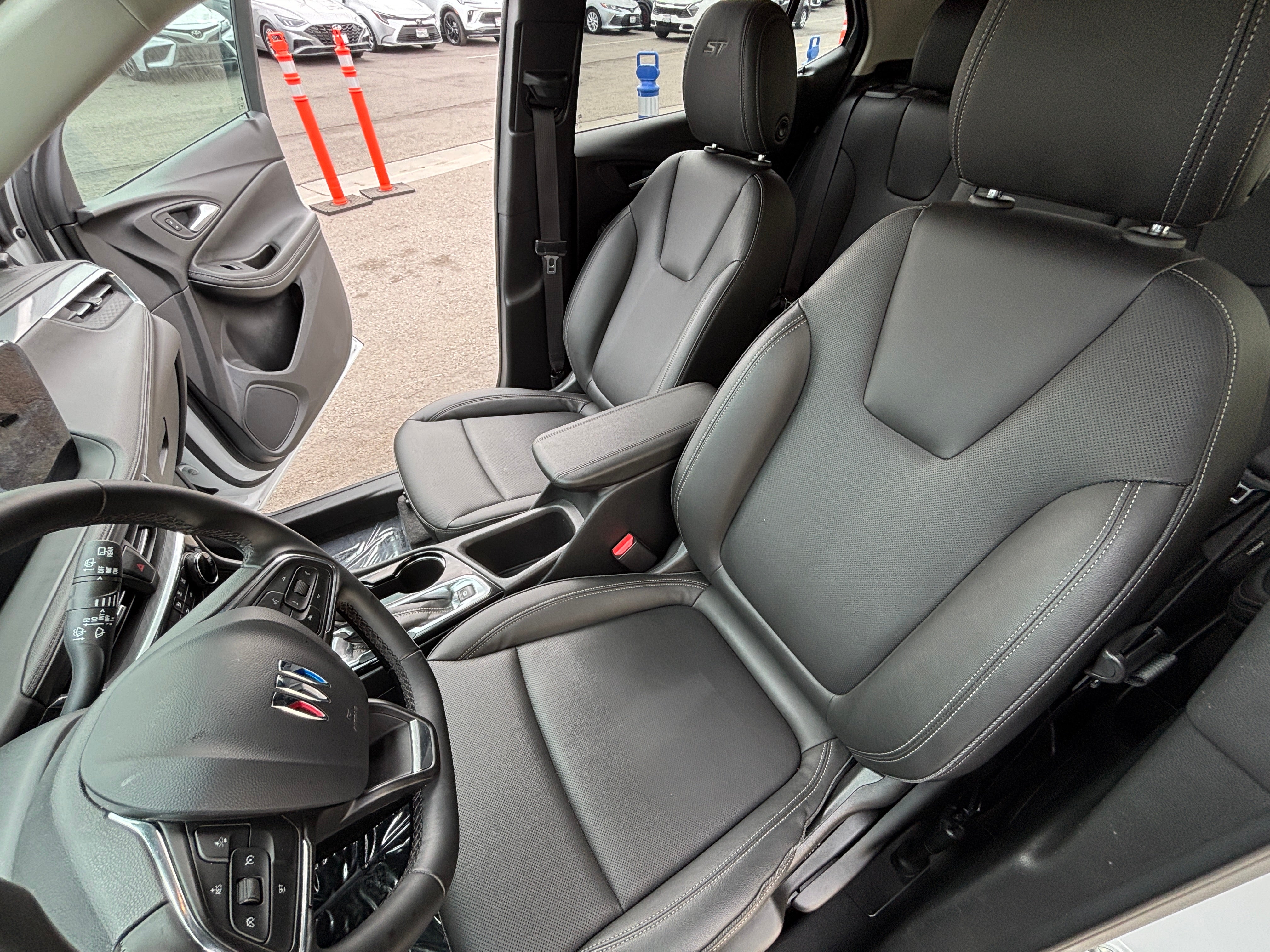 2024 Buick Encore GX Sport Touring 2