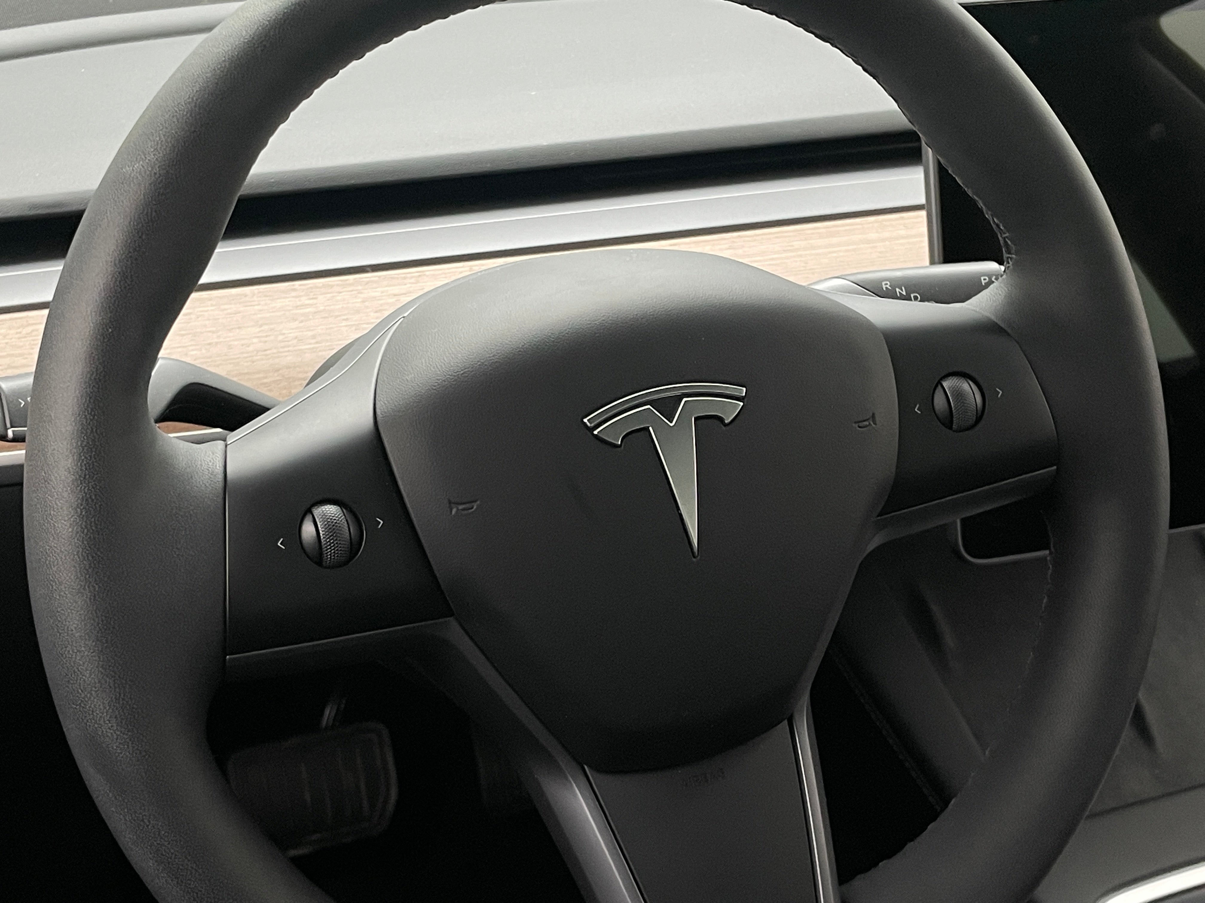 2023 Tesla Model 3 Standard Range 4