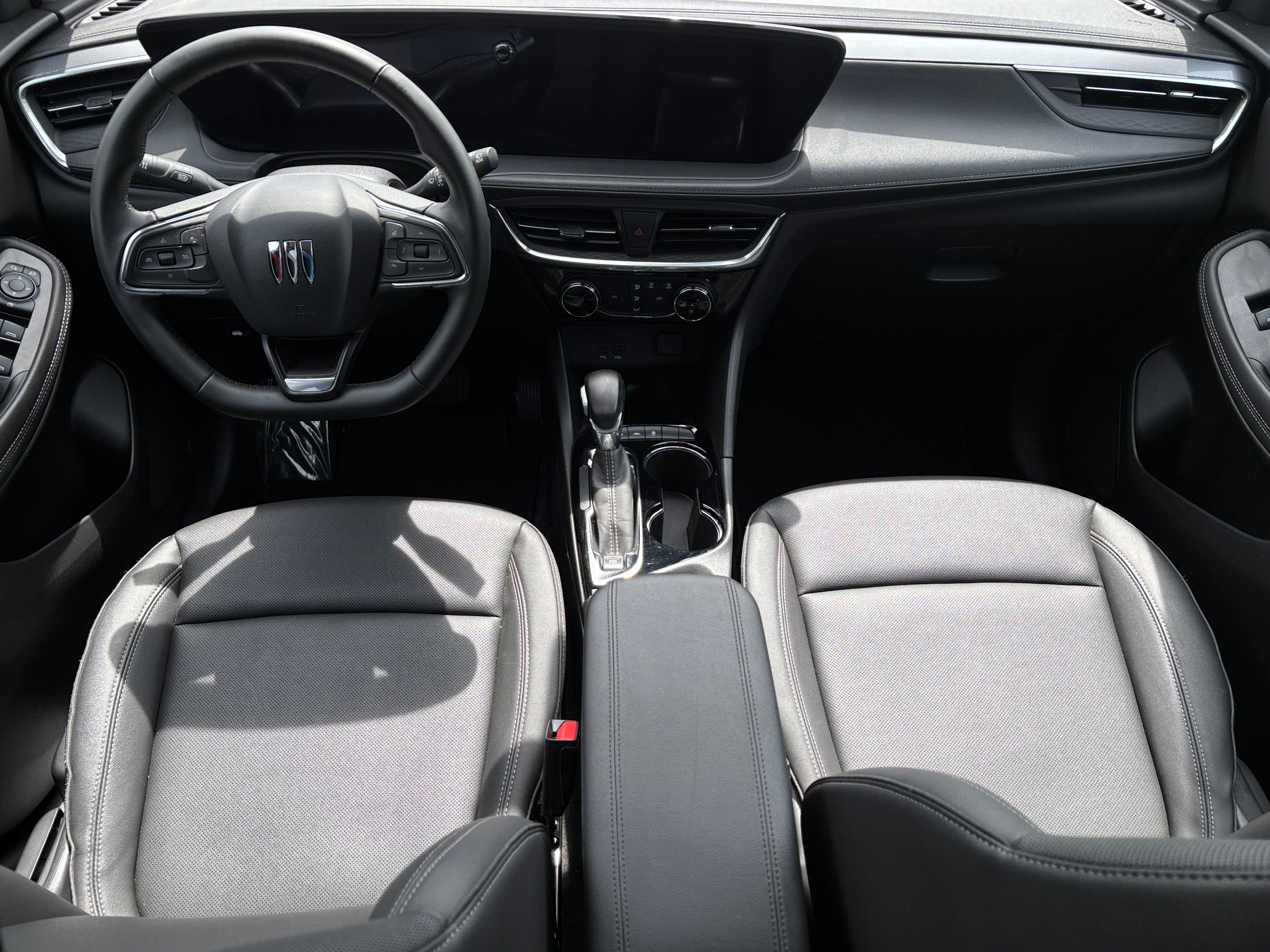 2024 Buick Encore GX Sport Touring 3