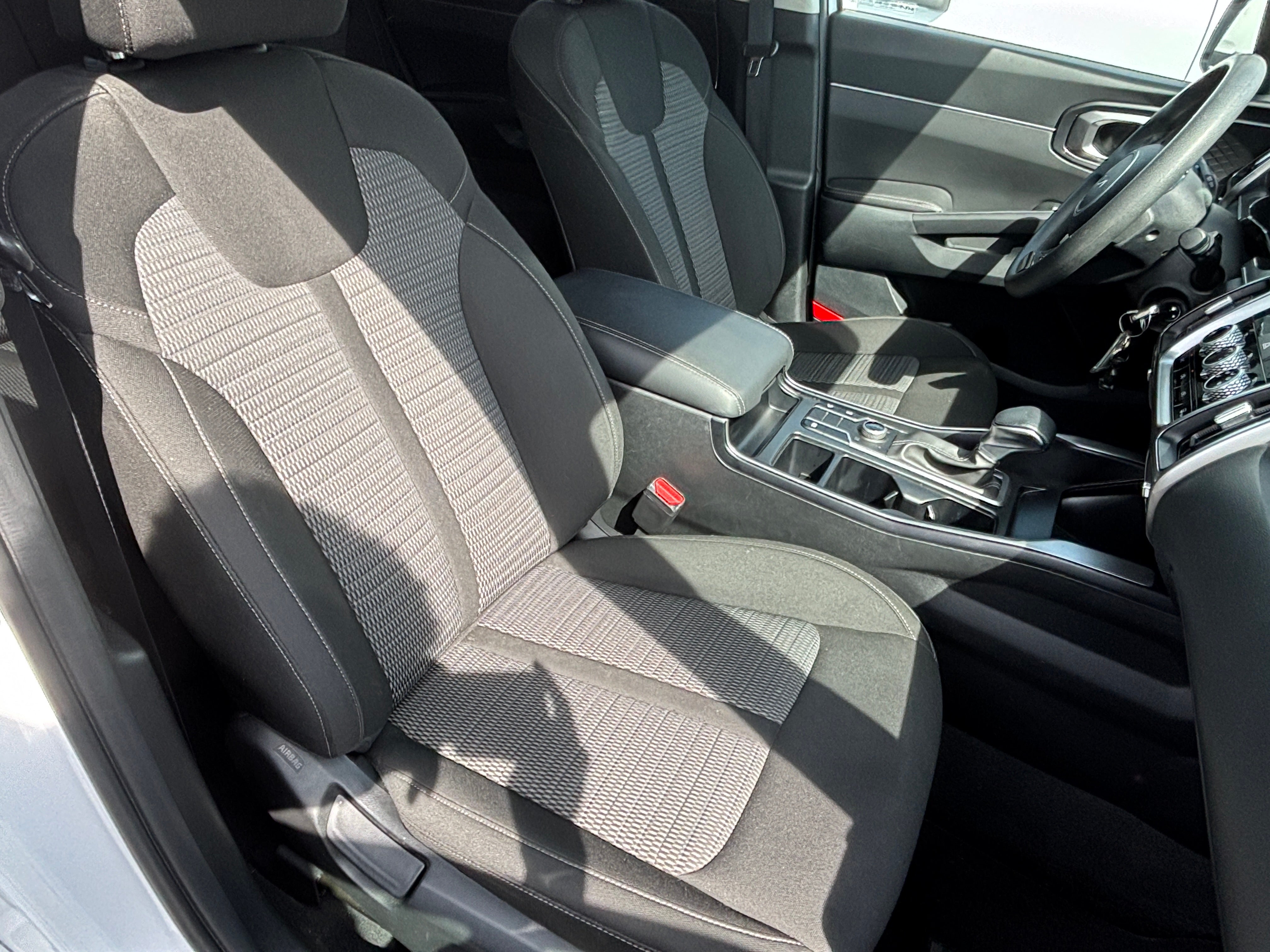 2023 Kia Sorento LX 2