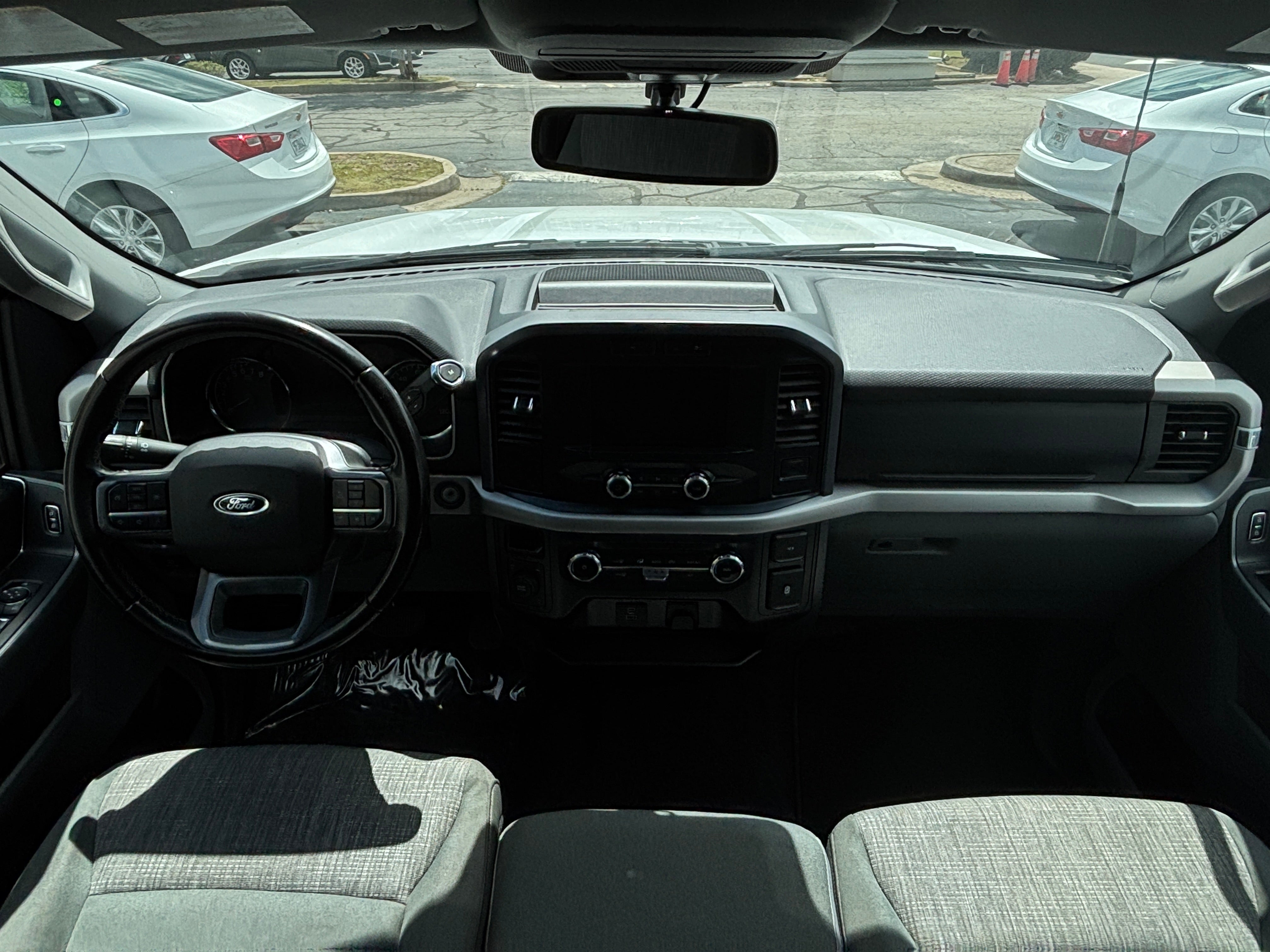 2023 Ford Econoline E-150 3