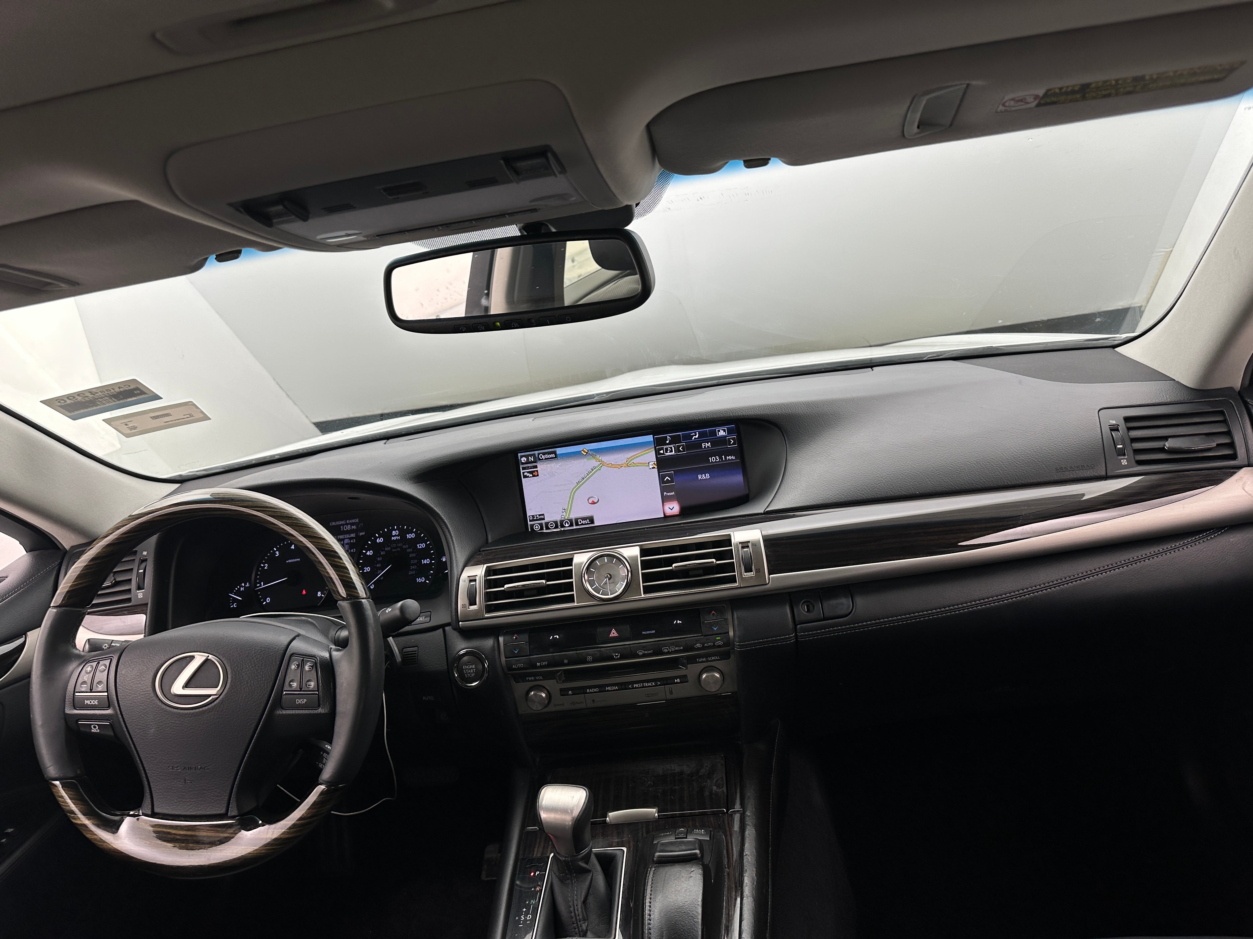 2015 Lexus LS 460 2