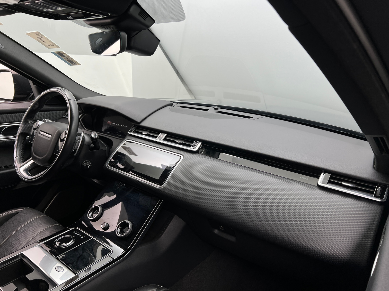 Thumbnail: 2019 Land Rover Range Rover Velar - 3