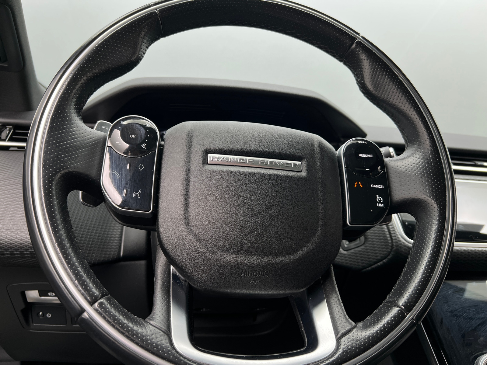 Thumbnail: 2019 Land Rover Range Rover Velar - 5