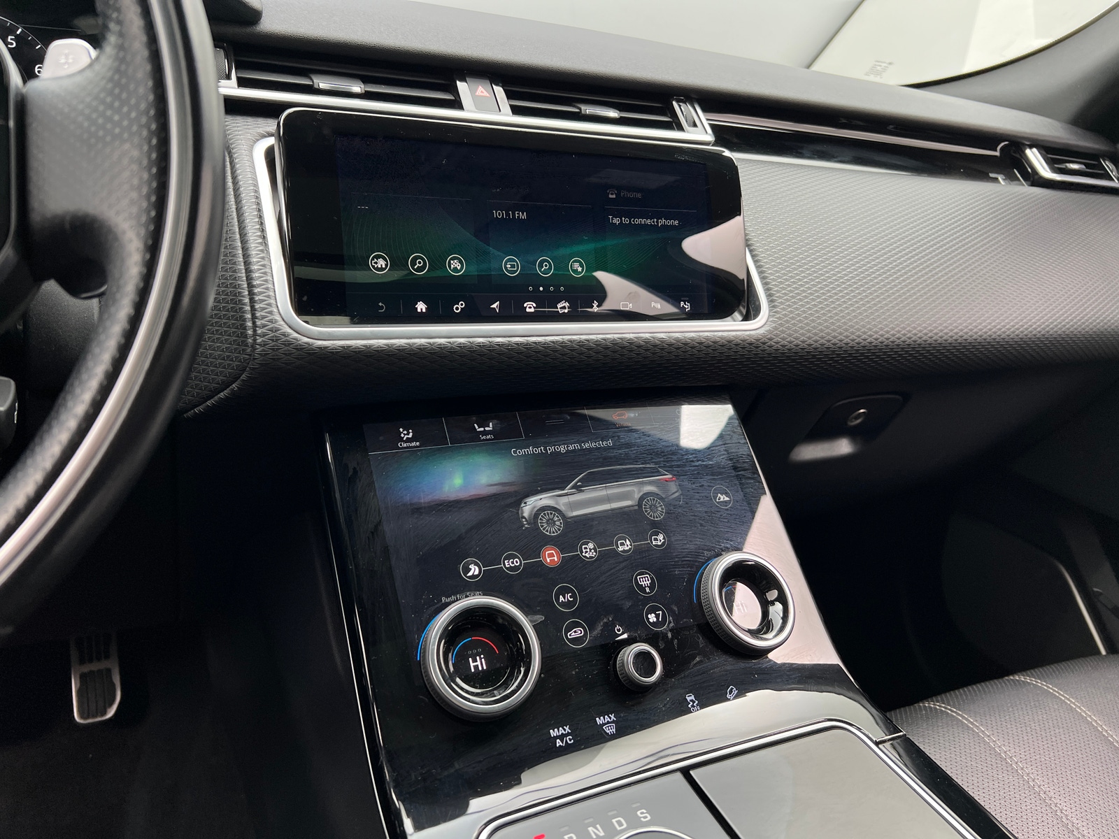 Thumbnail: 2019 Land Rover Range Rover Velar - 4