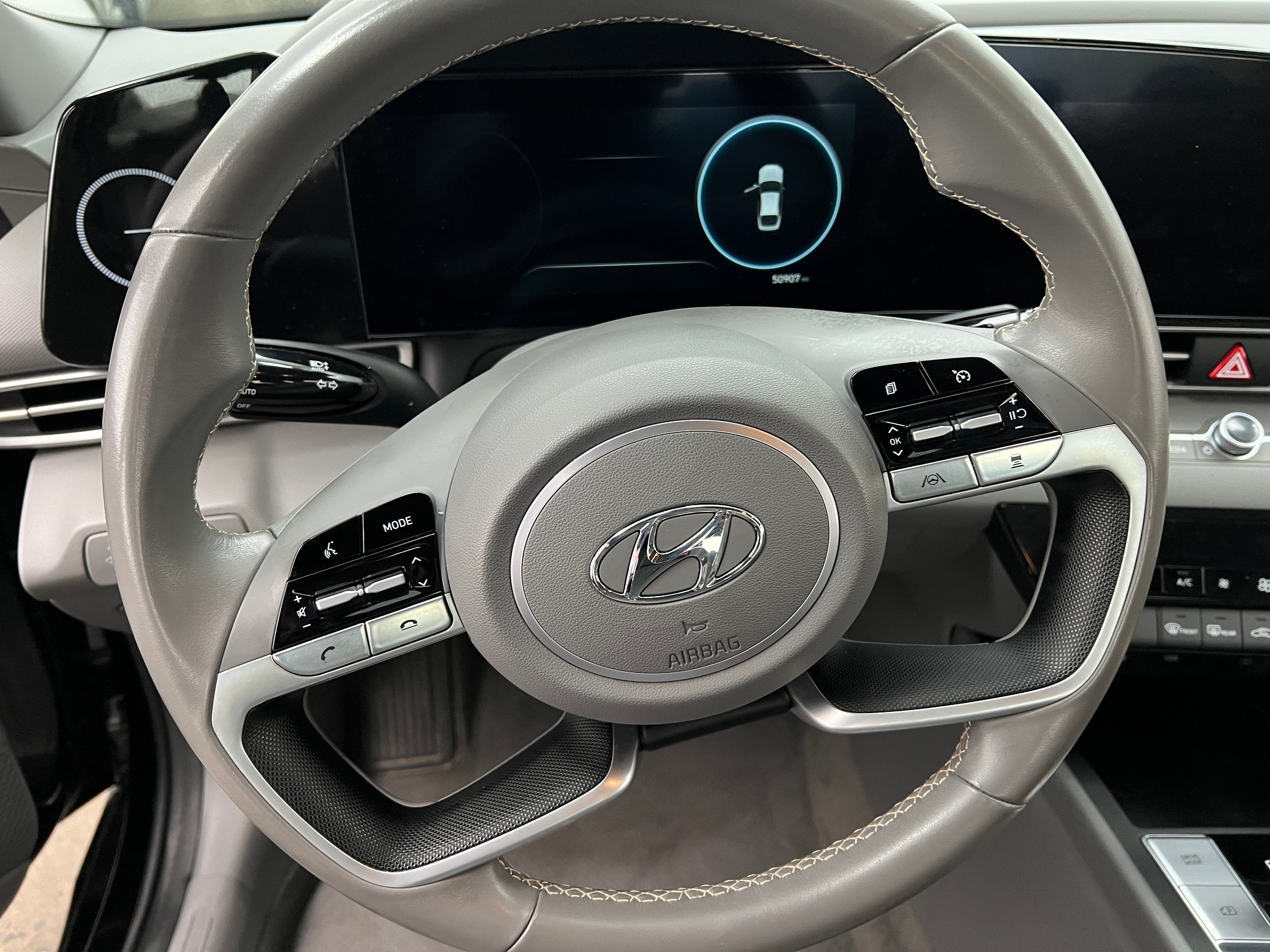 2023 Hyundai Elantra SEL 5