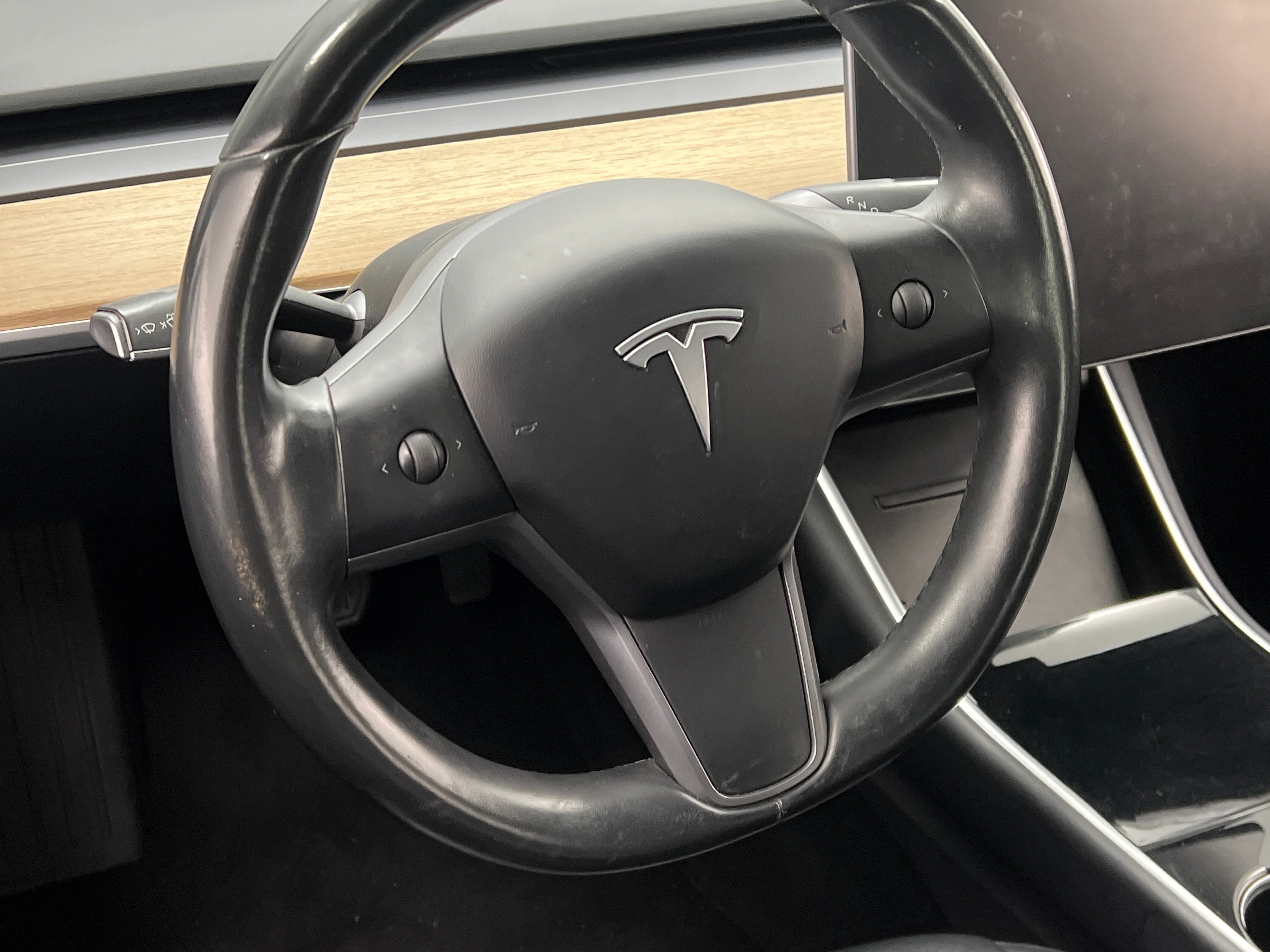 2019 Tesla Model 3 Standard Range 4