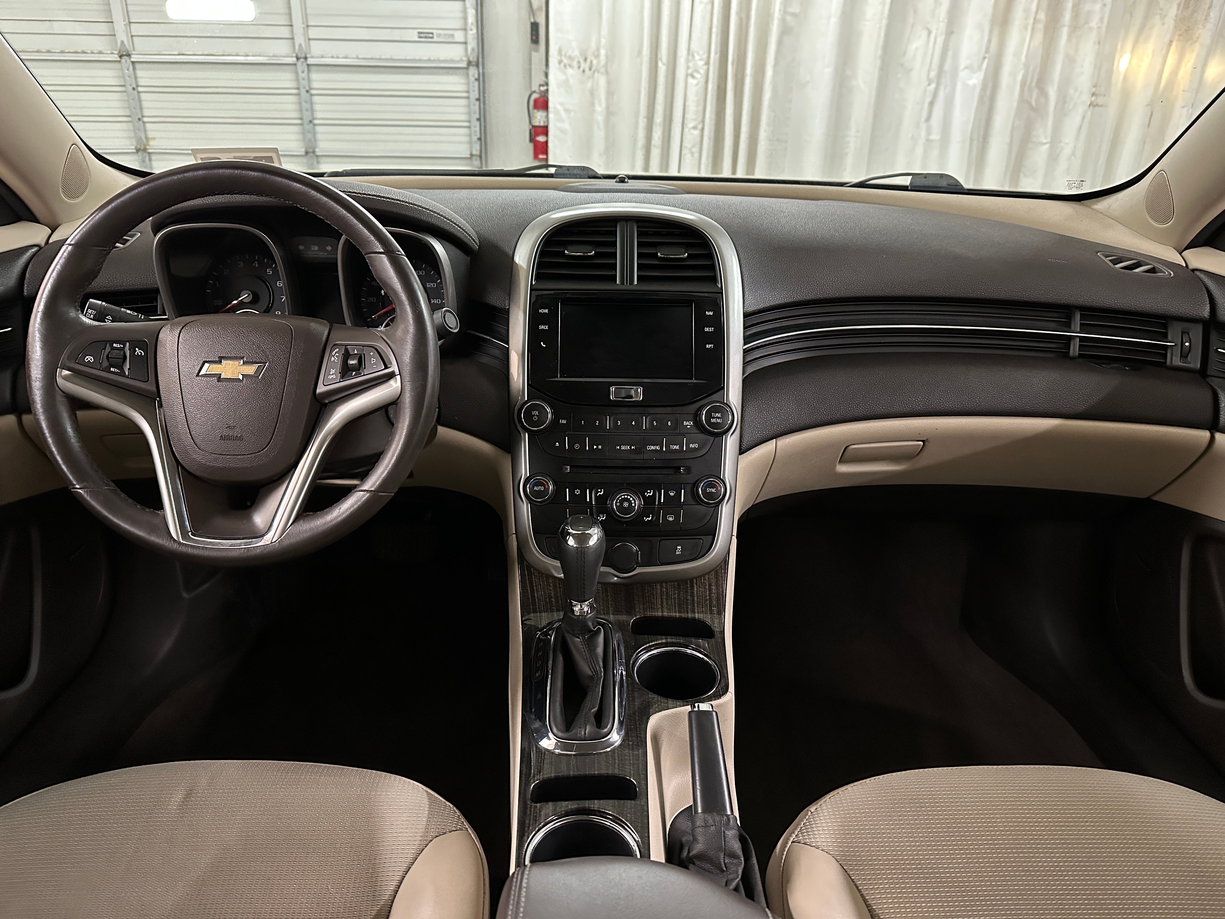 2015 Chevrolet Malibu LT 2