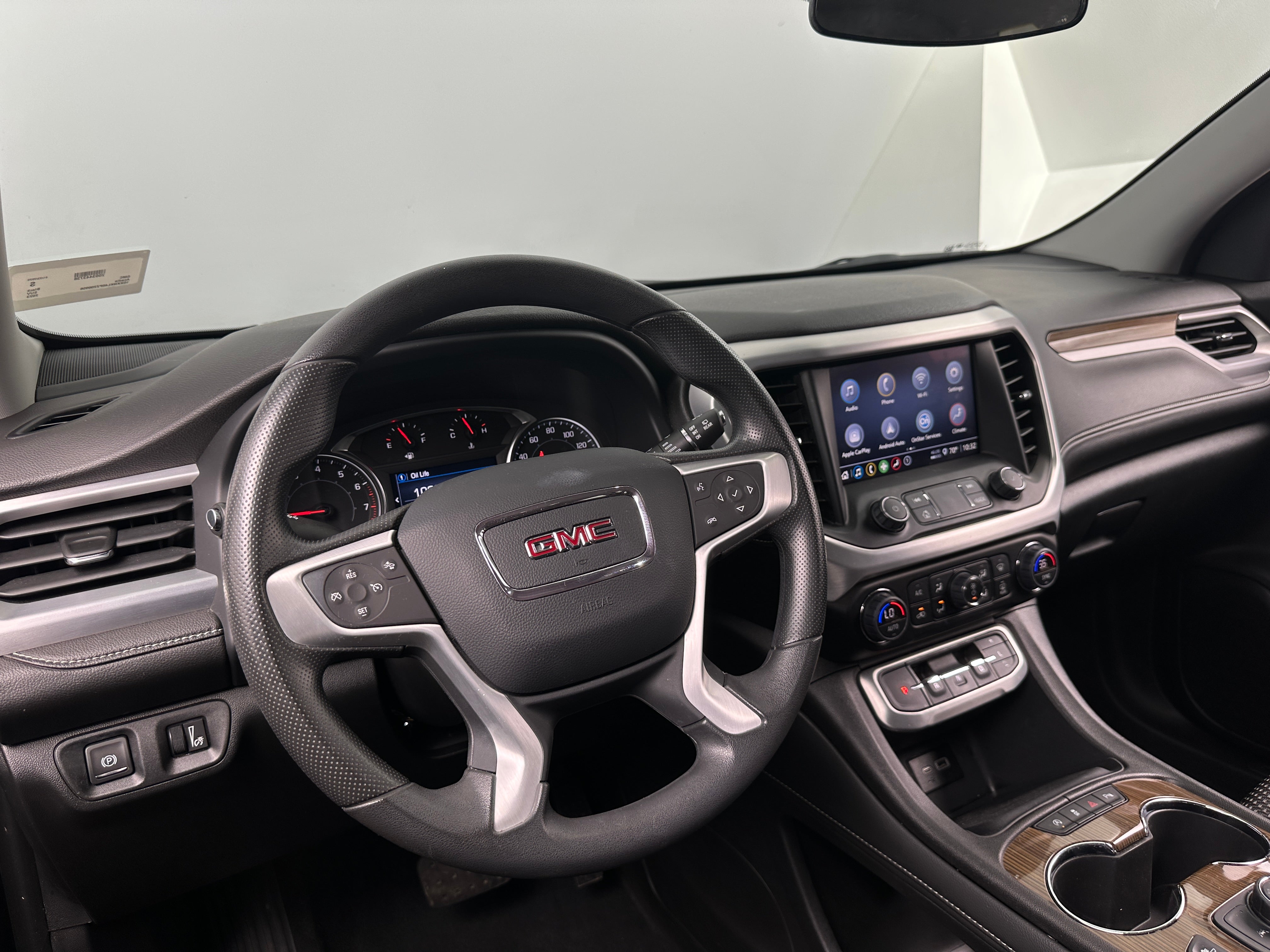 2023 GMC Acadia SLE 3