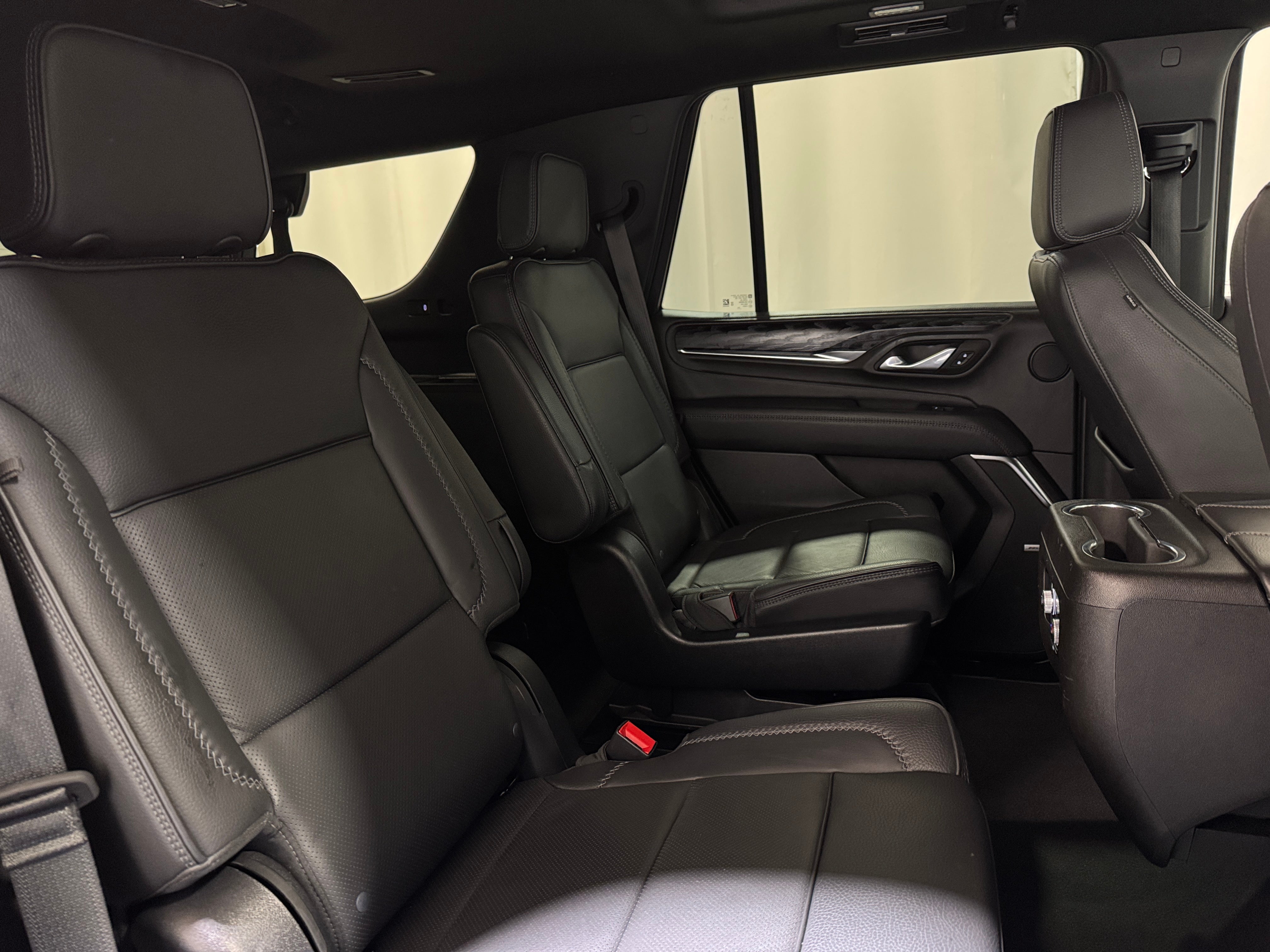 2023 GMC Yukon Denali 5