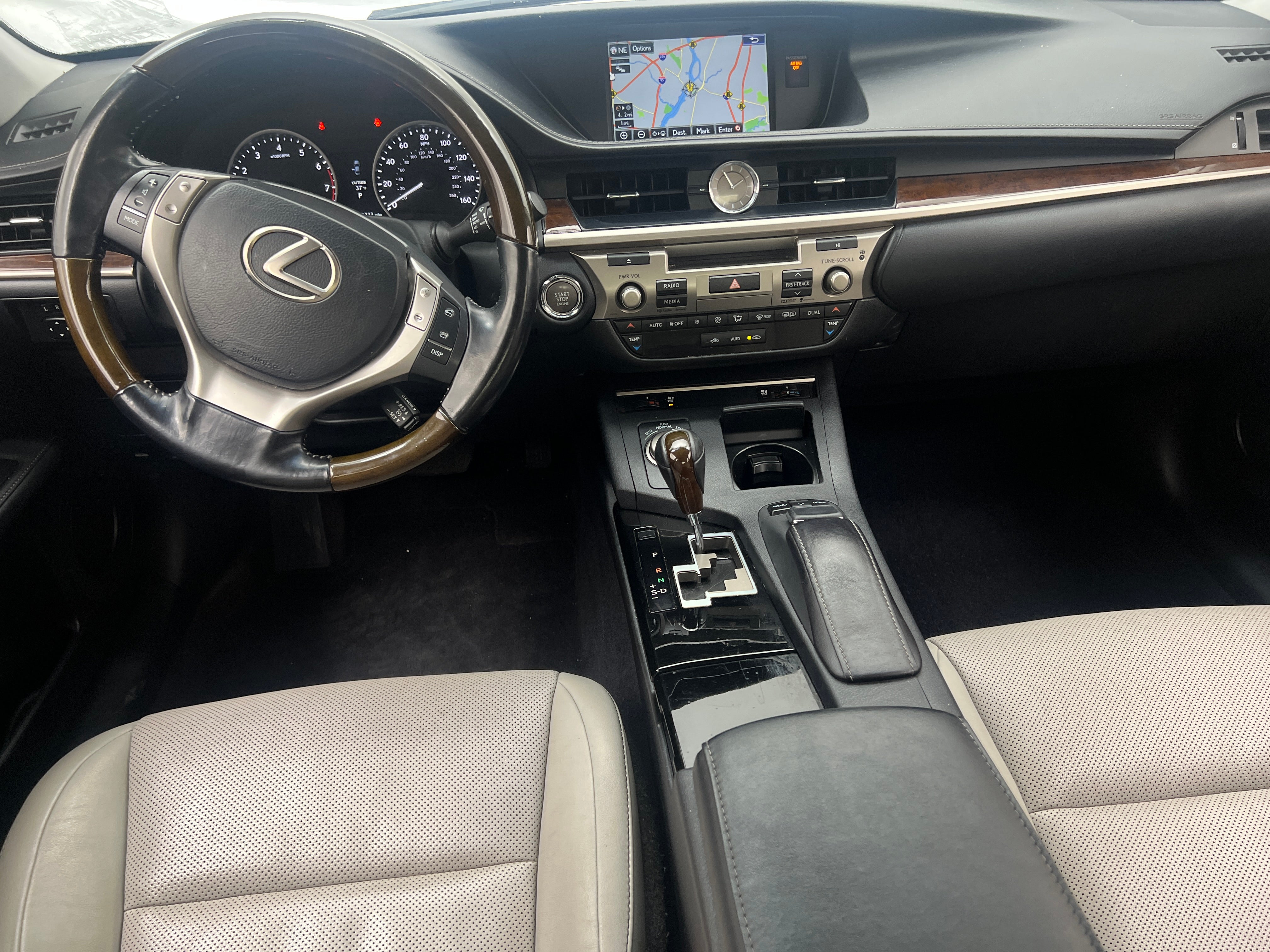 2015 Lexus ES 350 3