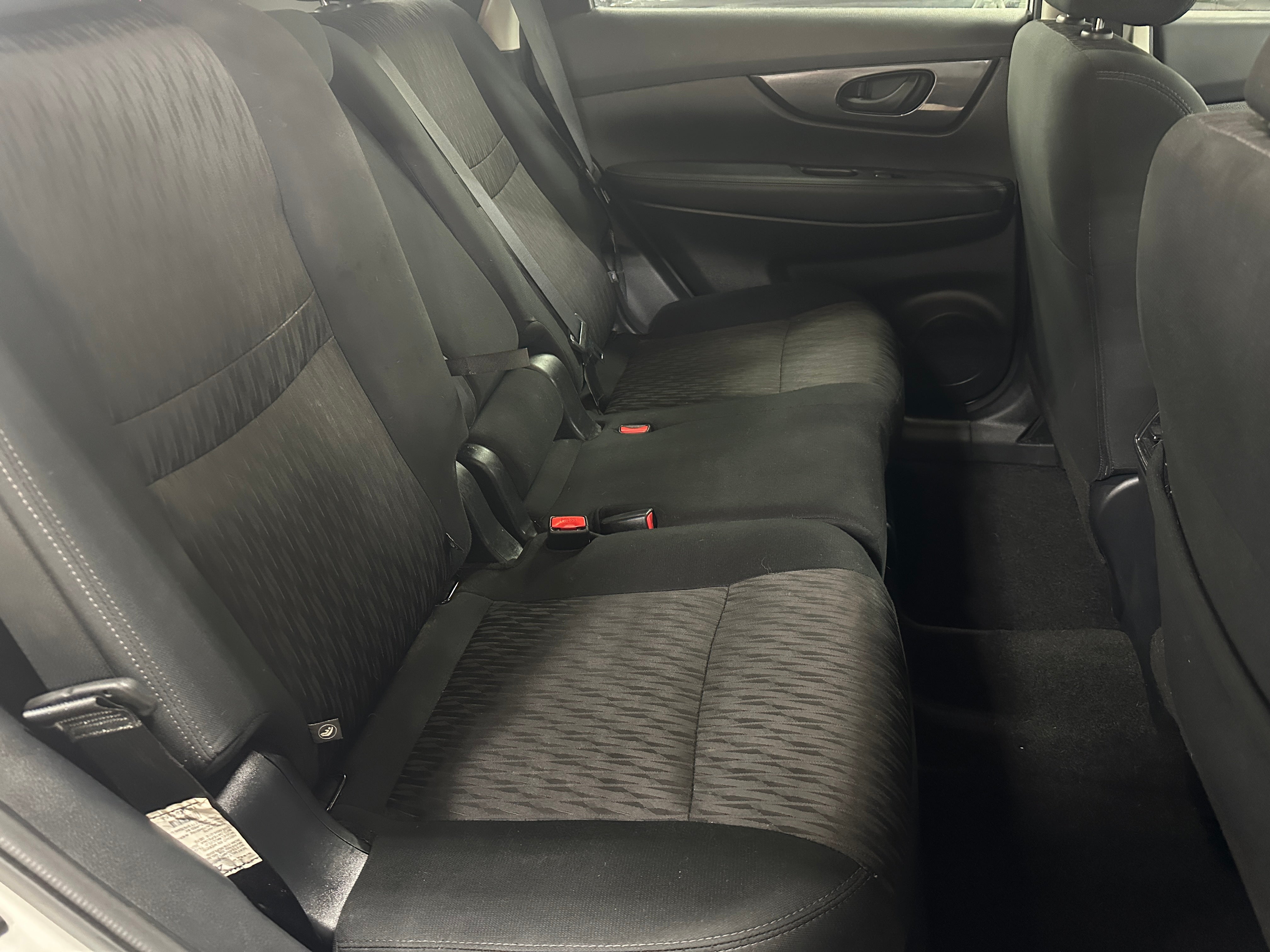 2020 Nissan Rogue S 6
