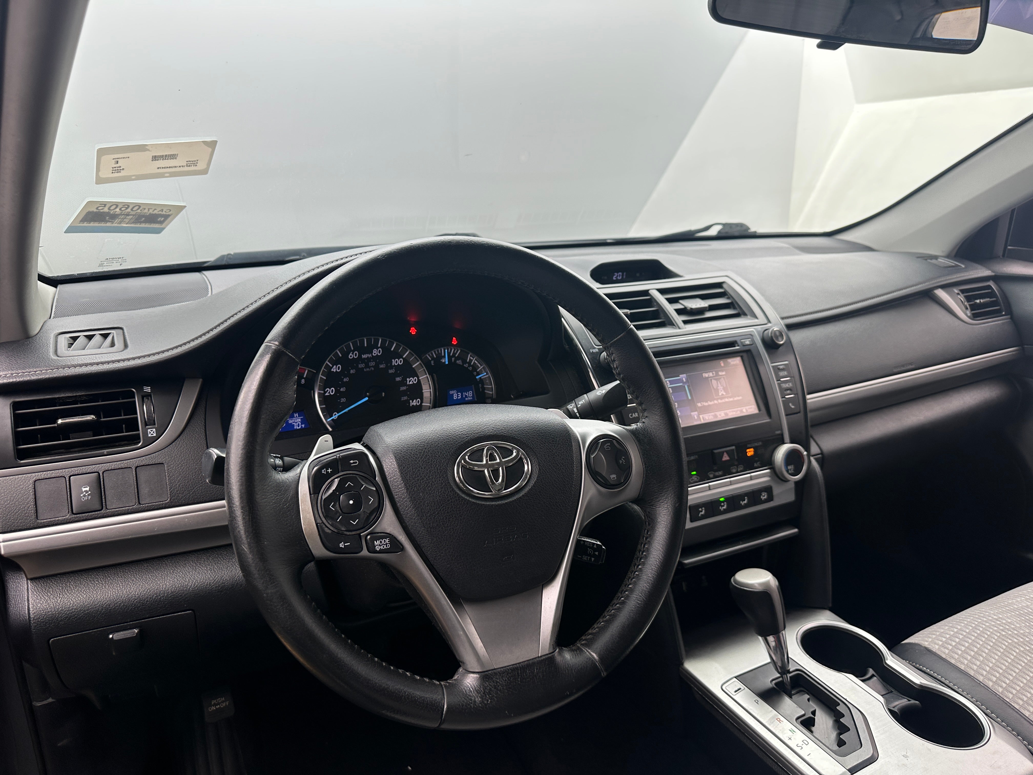 2014 Toyota Camry SE 3