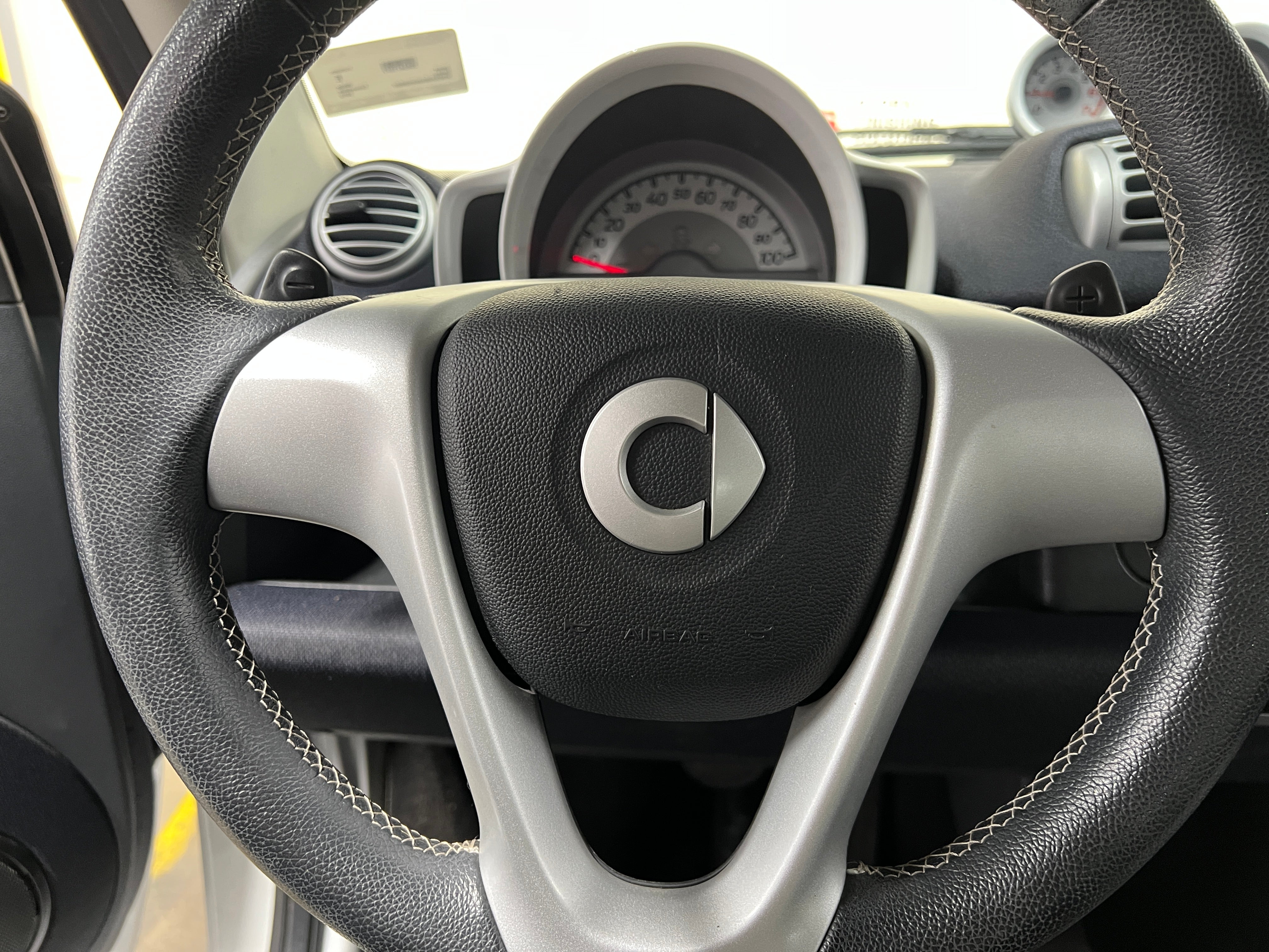 2013 smart fortwo Passion 5