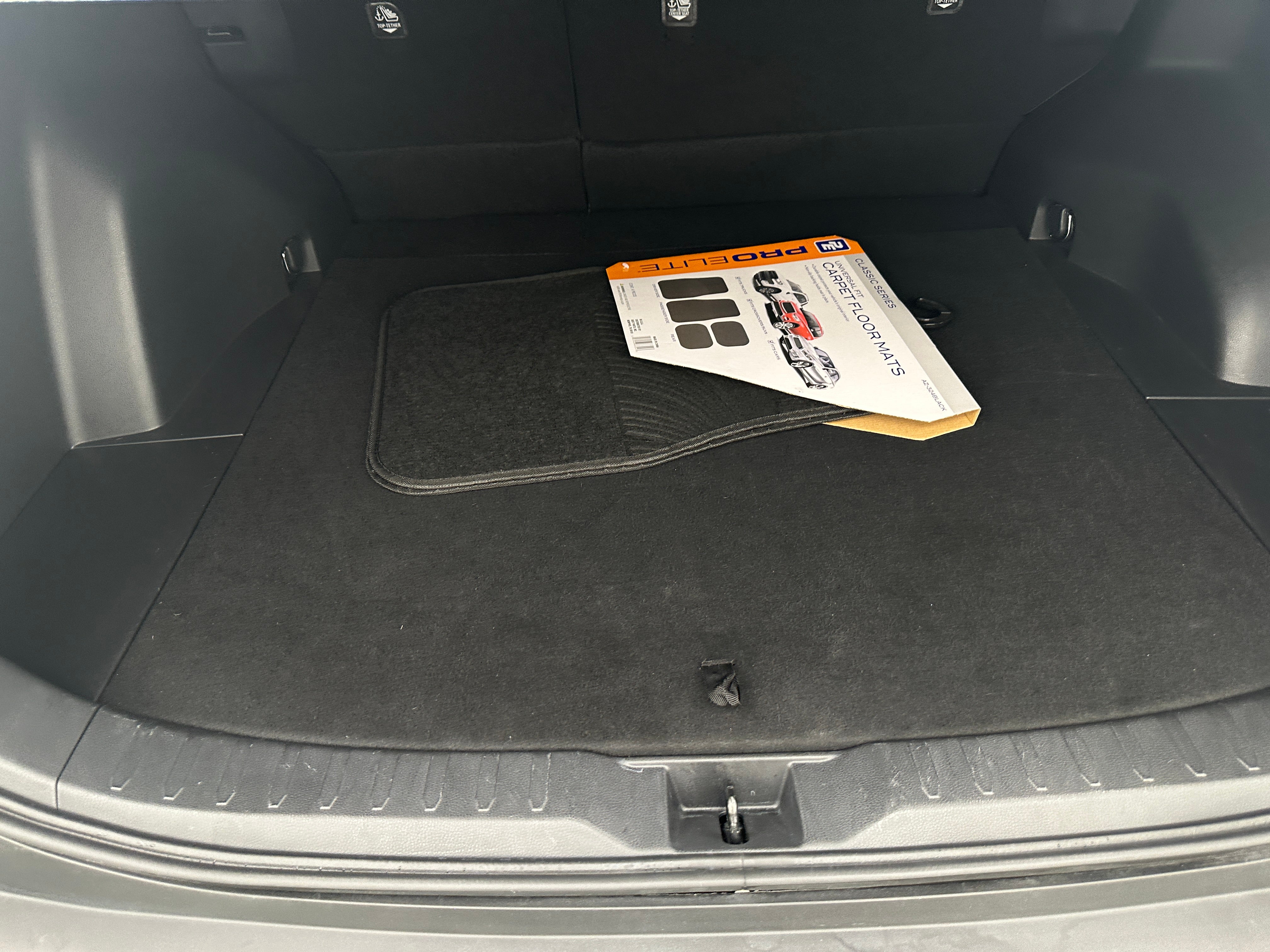 Thumbnail: 2024 Toyota RAV4 - 7