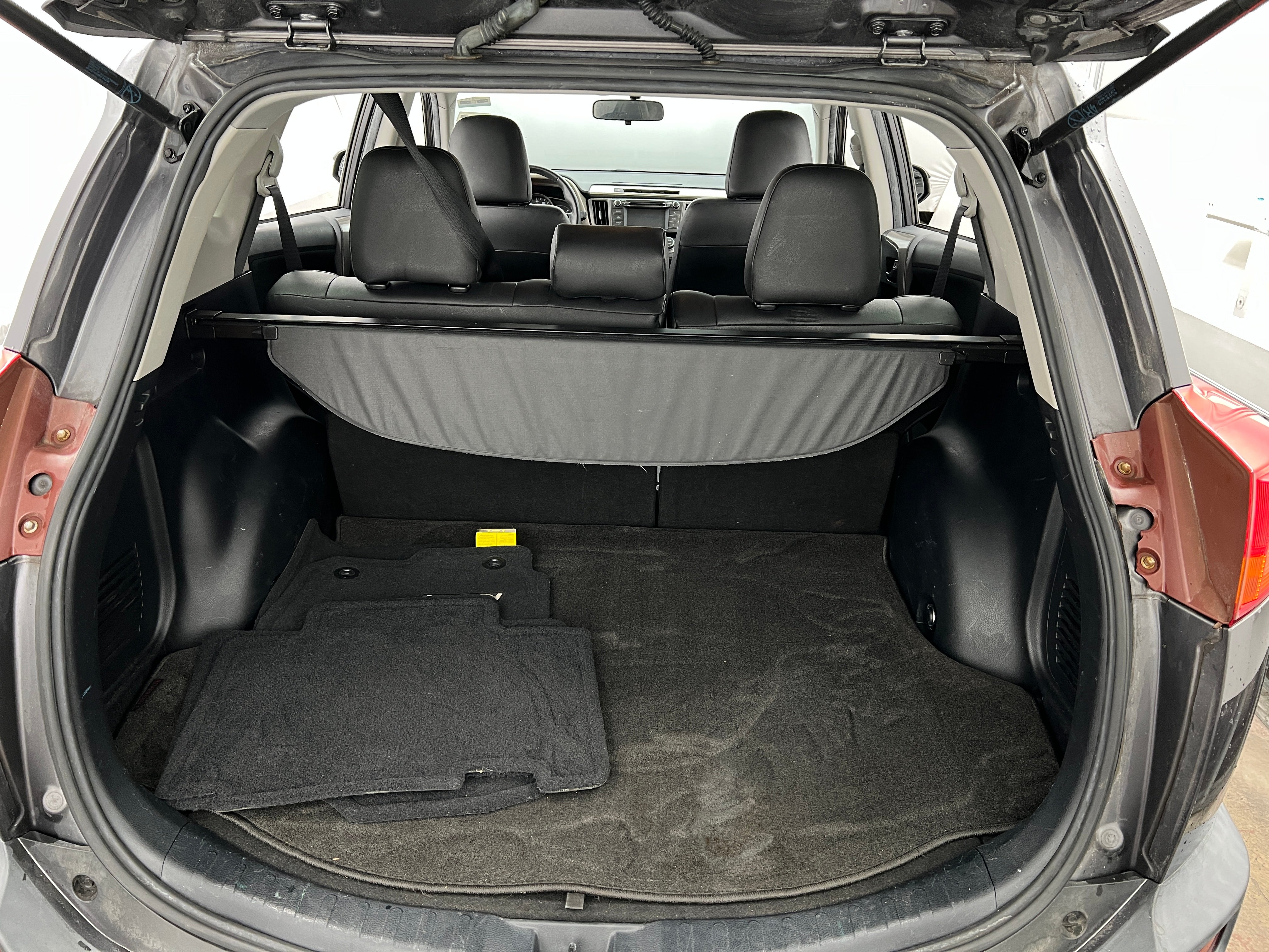 2013 Toyota RAV4 XLE 7