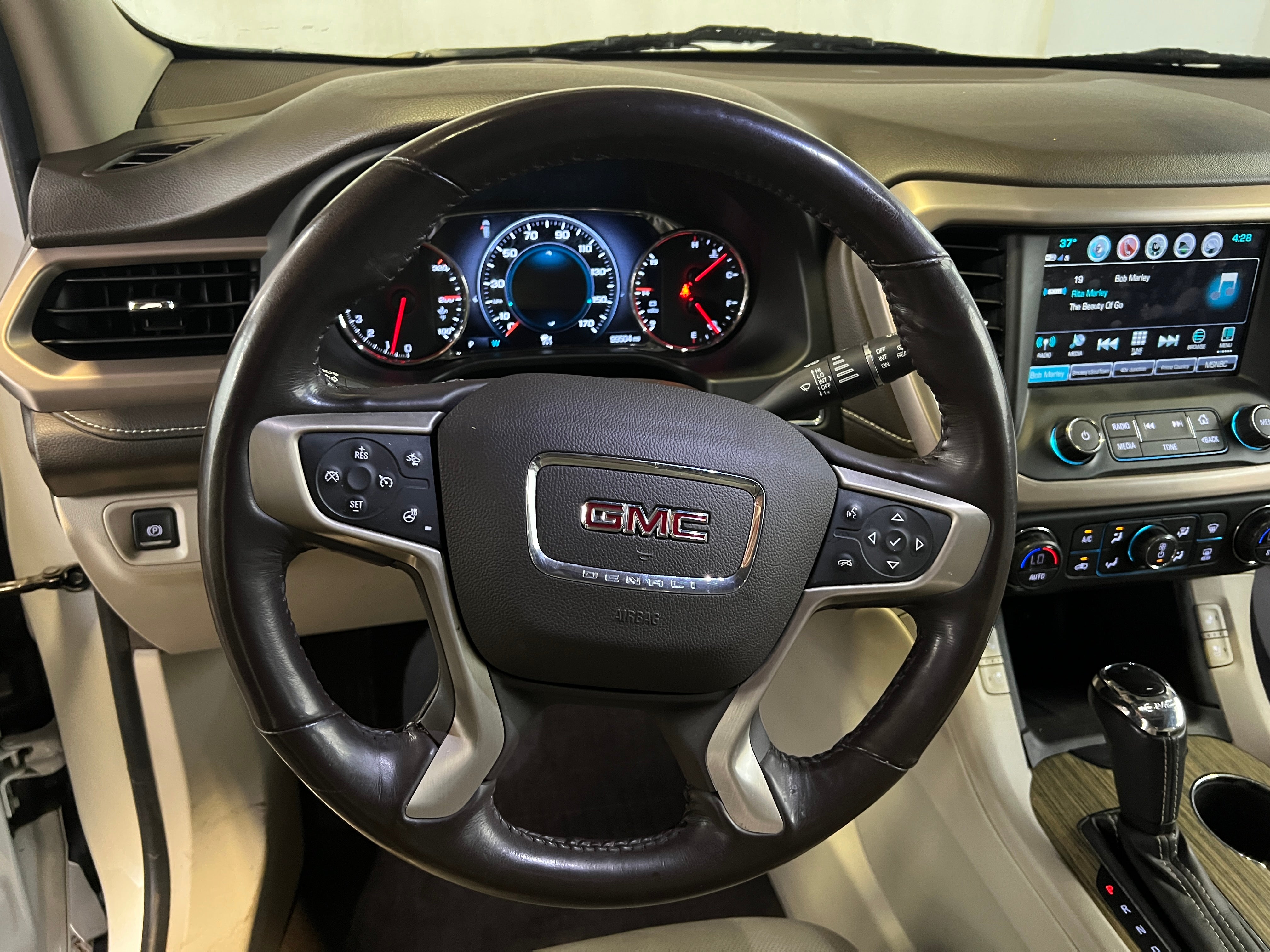 2019 GMC Acadia Denali 4