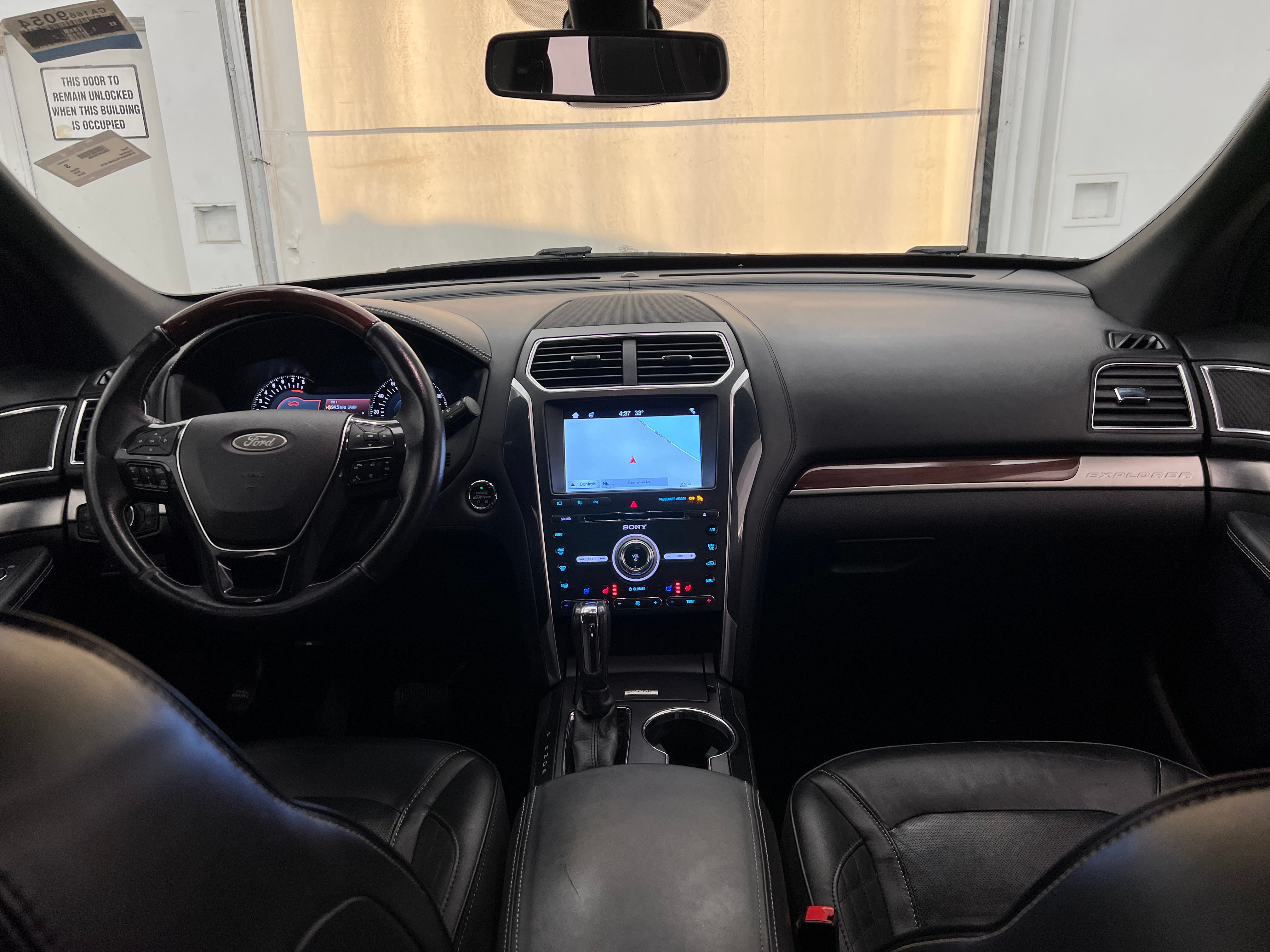 2018 Ford Explorer Platinum 3