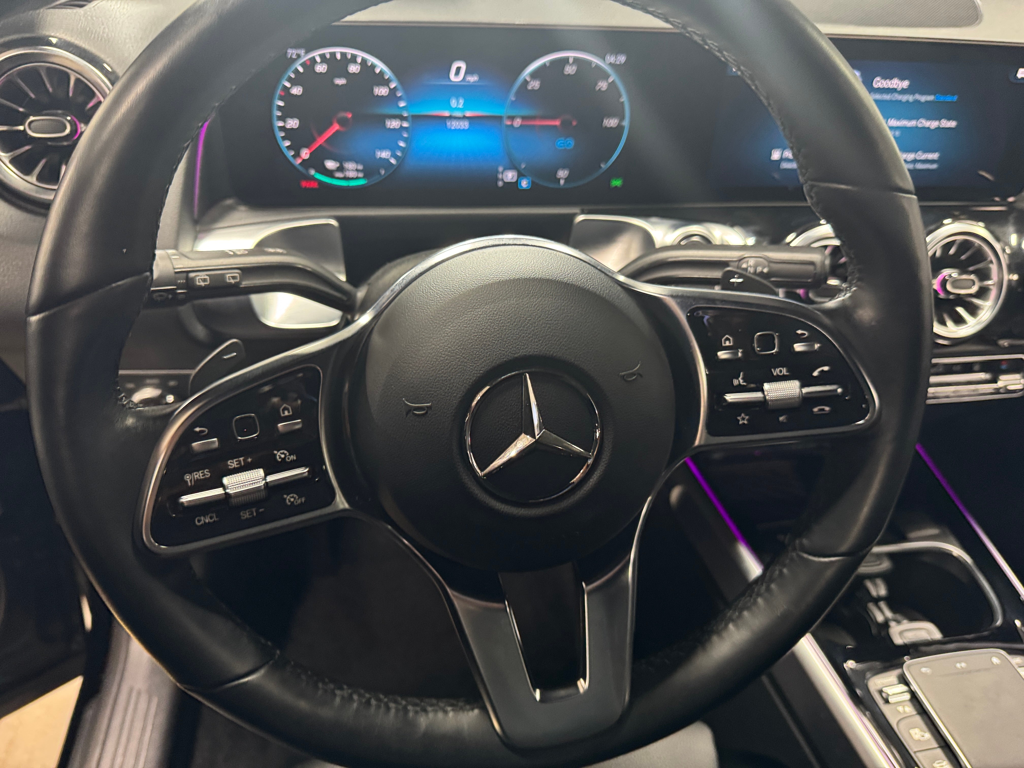 2023 Mercedes-Benz EQB 300 4