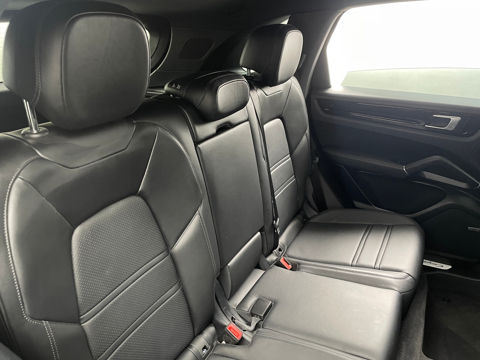 Thumbnail: 2019 Porsche Cayenne - 6