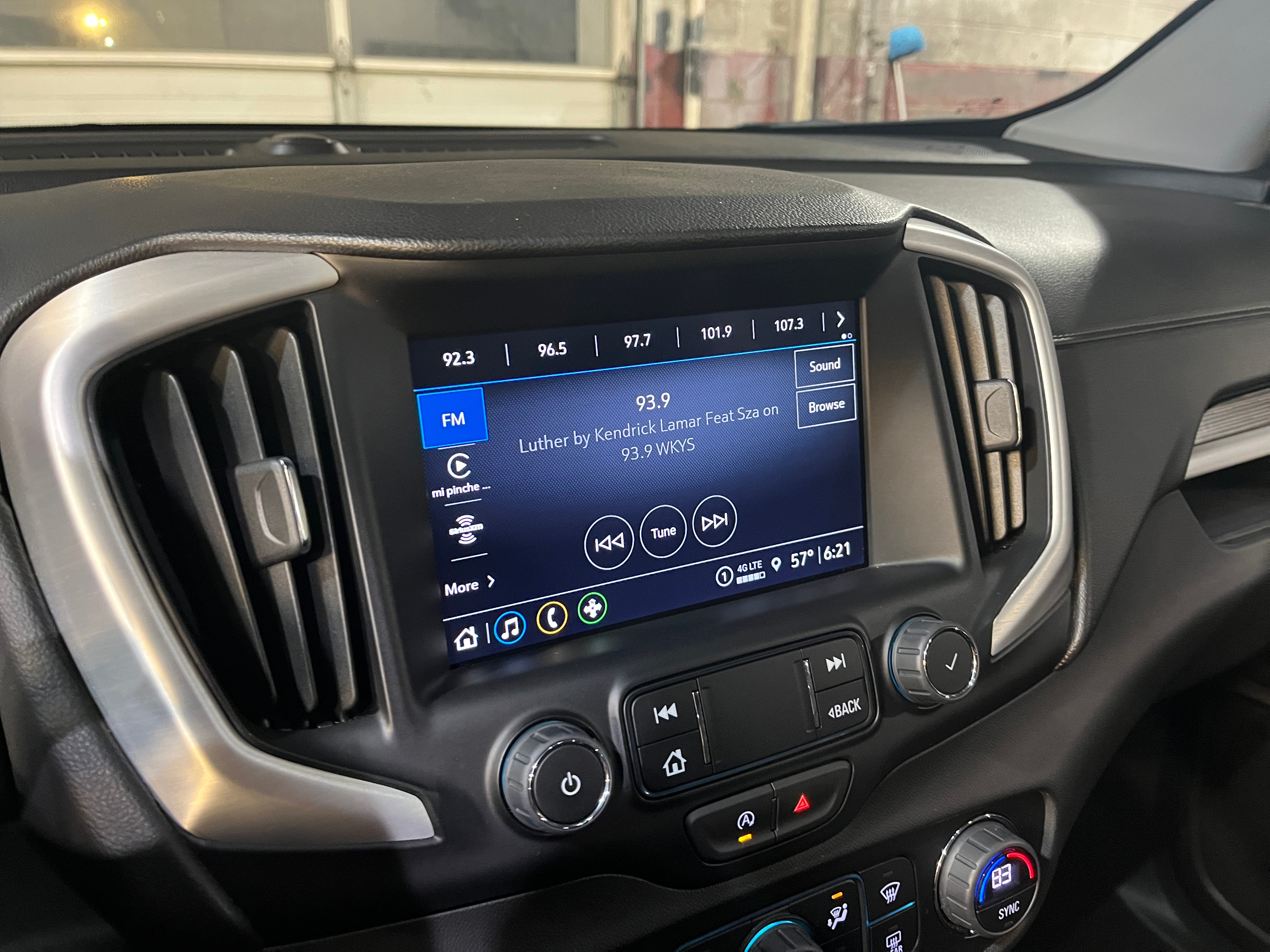 2024 GMC Terrain SLT 4