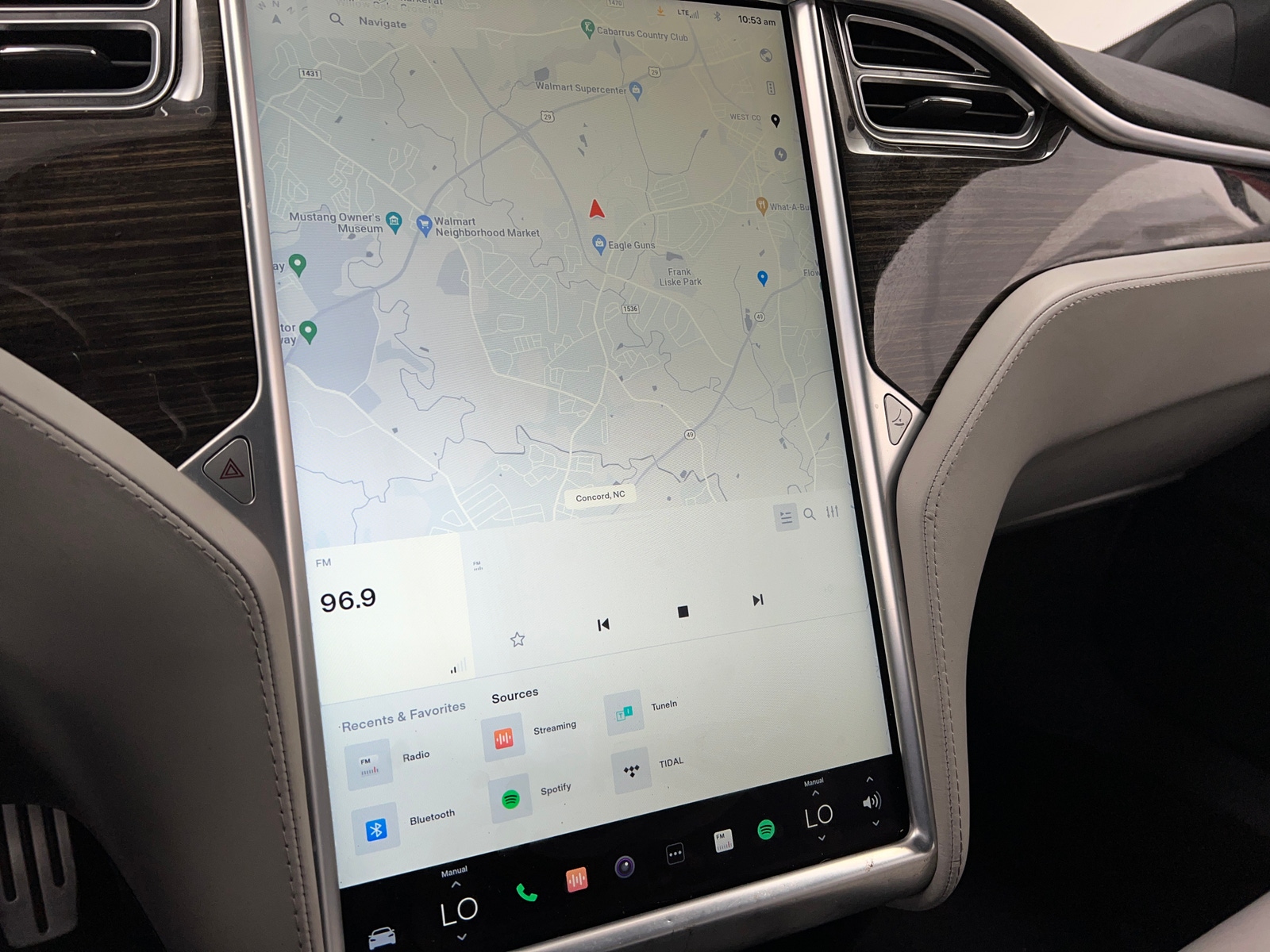 Thumbnail: 2016 Tesla Model S - 3