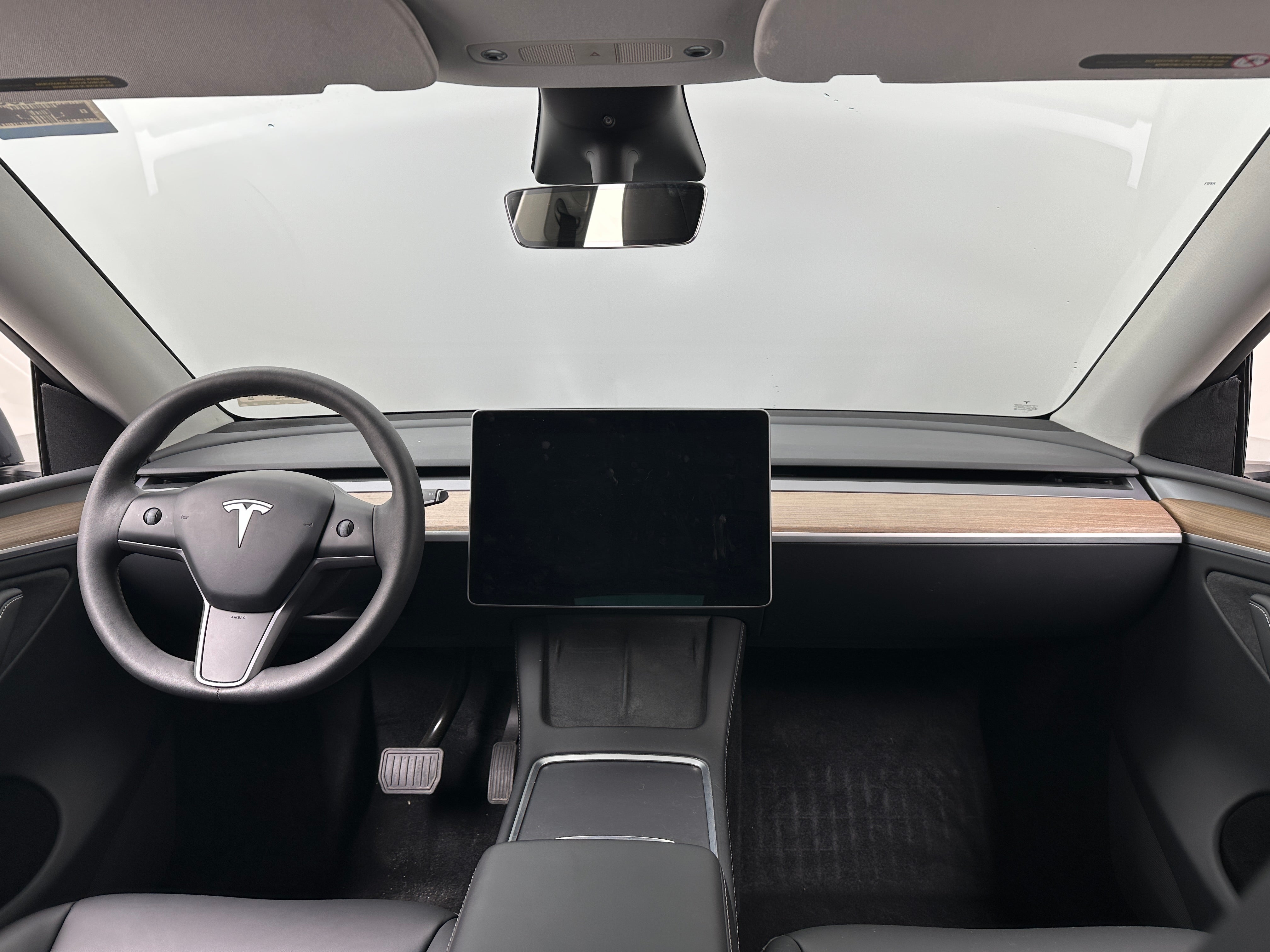 2023 Tesla Model Y Standard Range 2