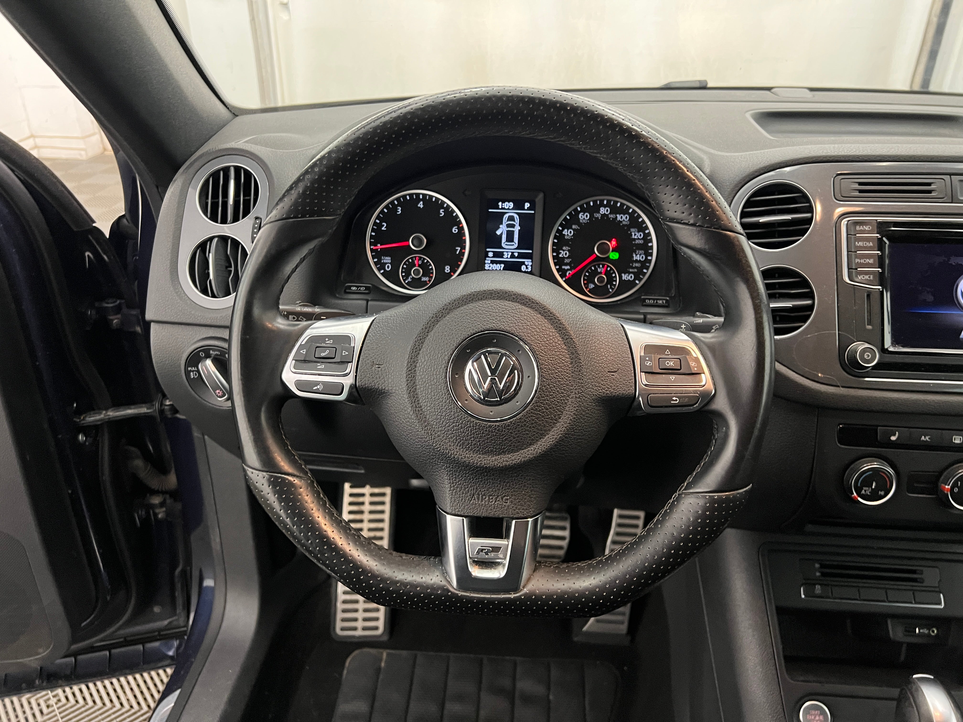 2016 Volkswagen Tiguan R-Line 5