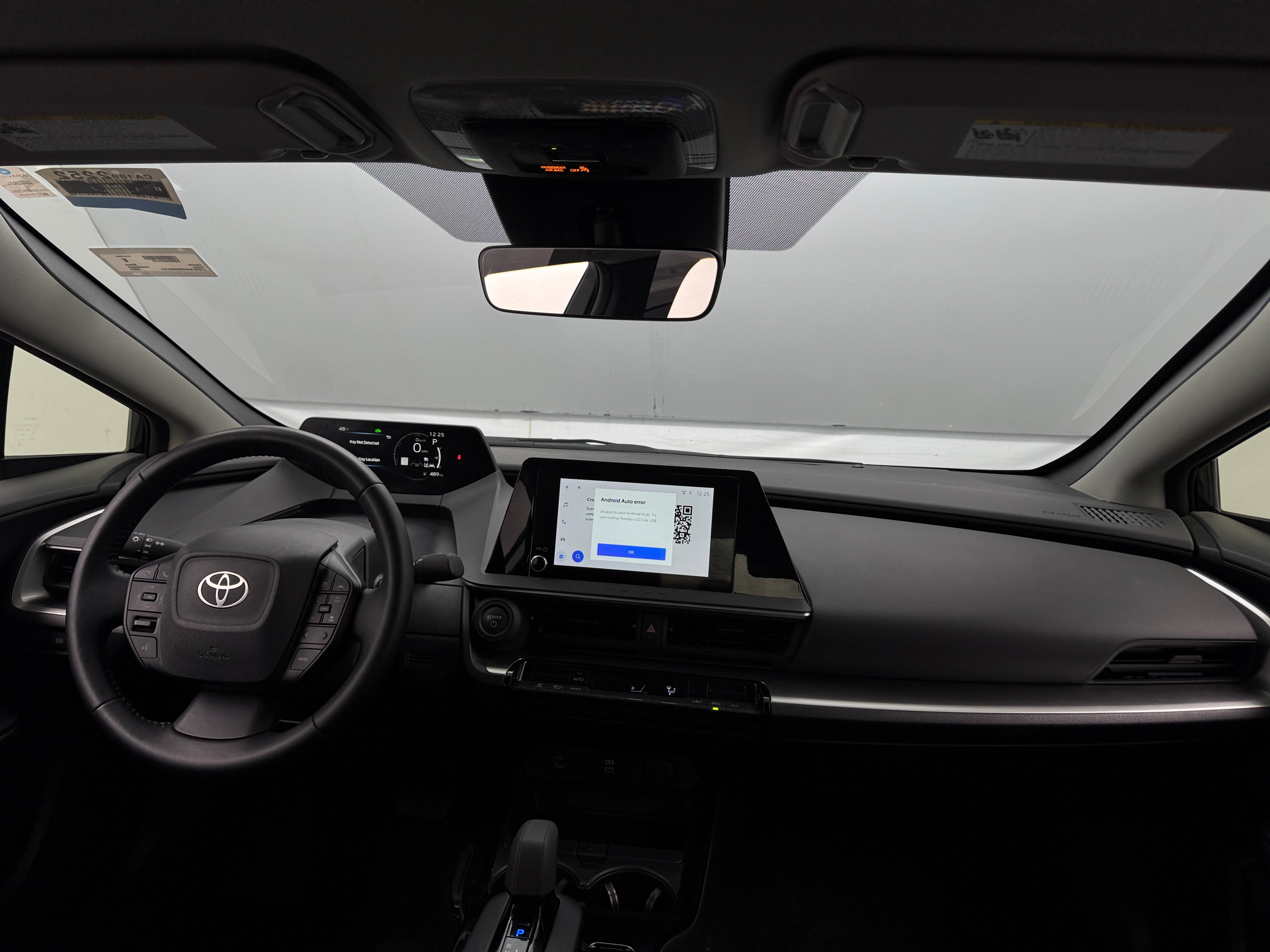 2024 Toyota Prius LE 3