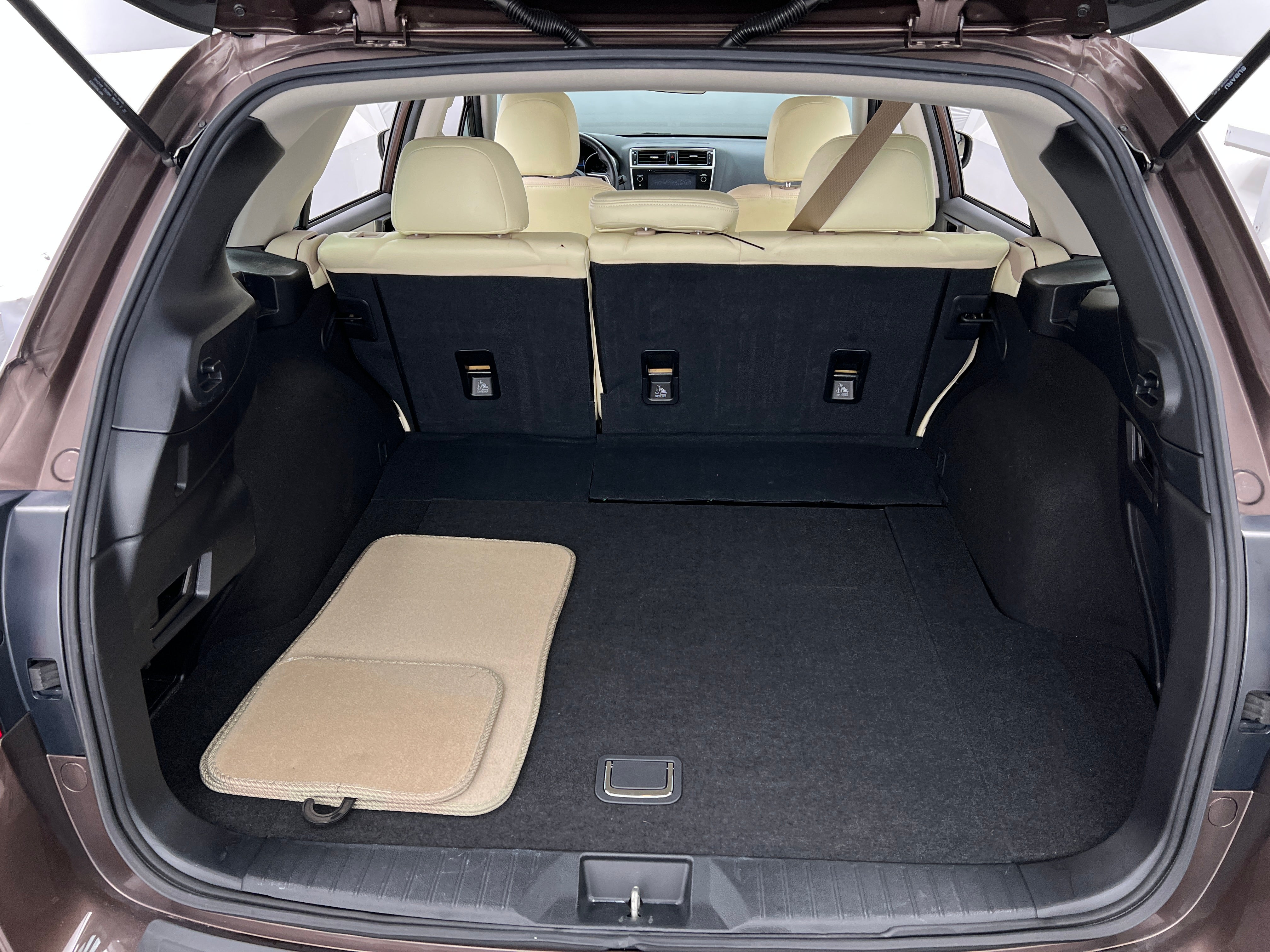 2019 Subaru Outback Premium 7