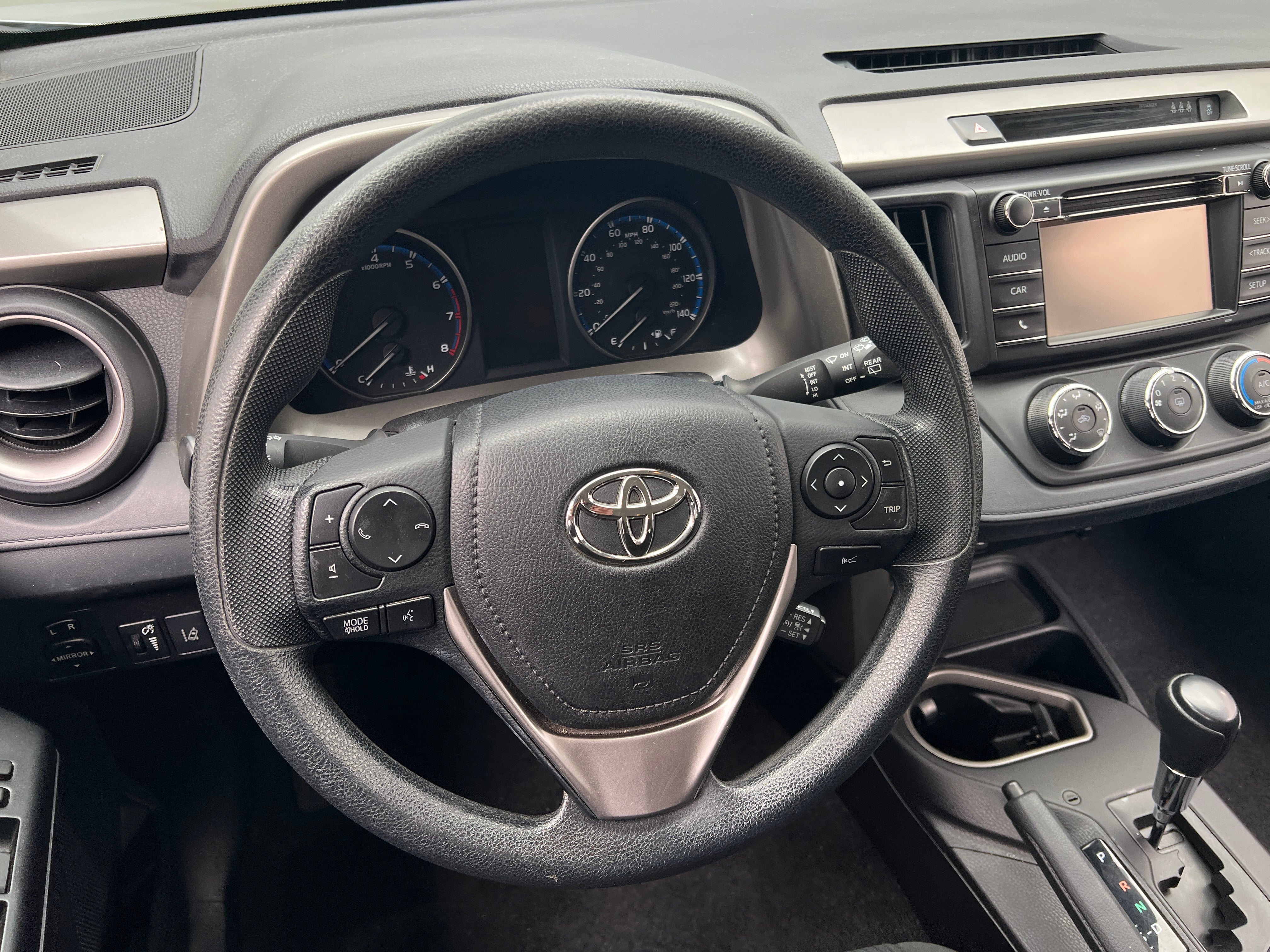 2018 Toyota RAV4 LE 5