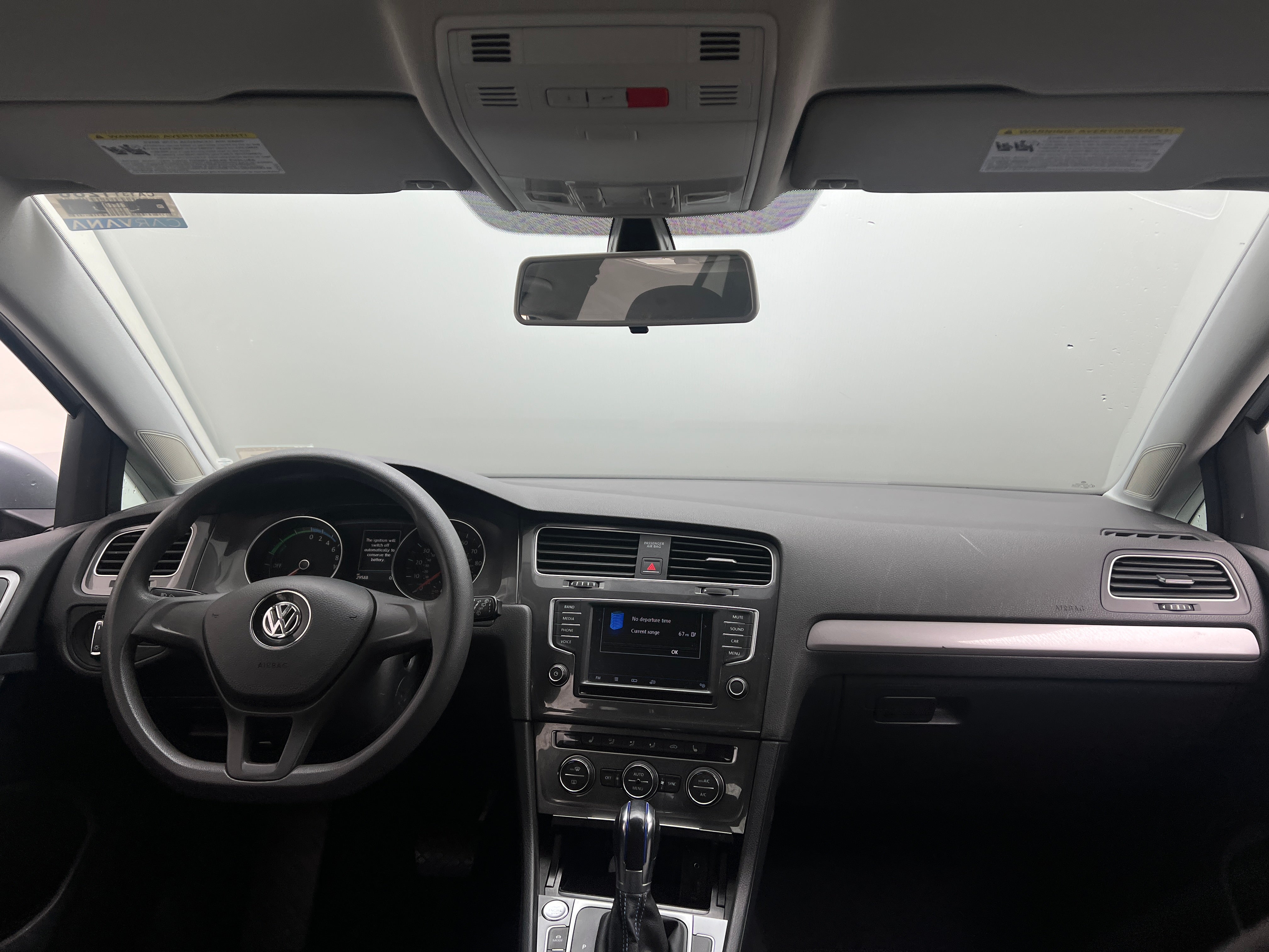 2016 Volkswagen e-Golf SE 3