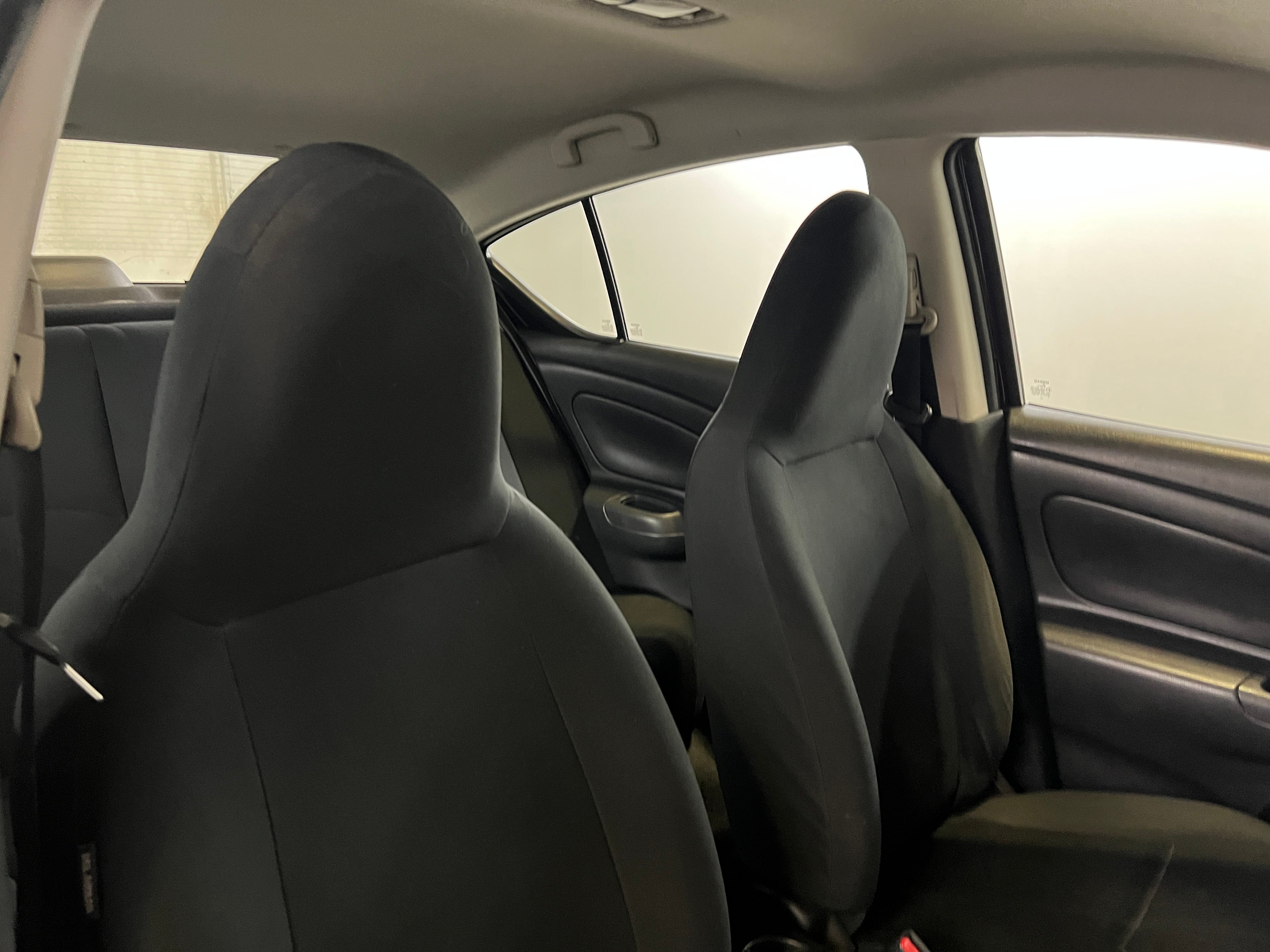 2015 Nissan Versa S 2