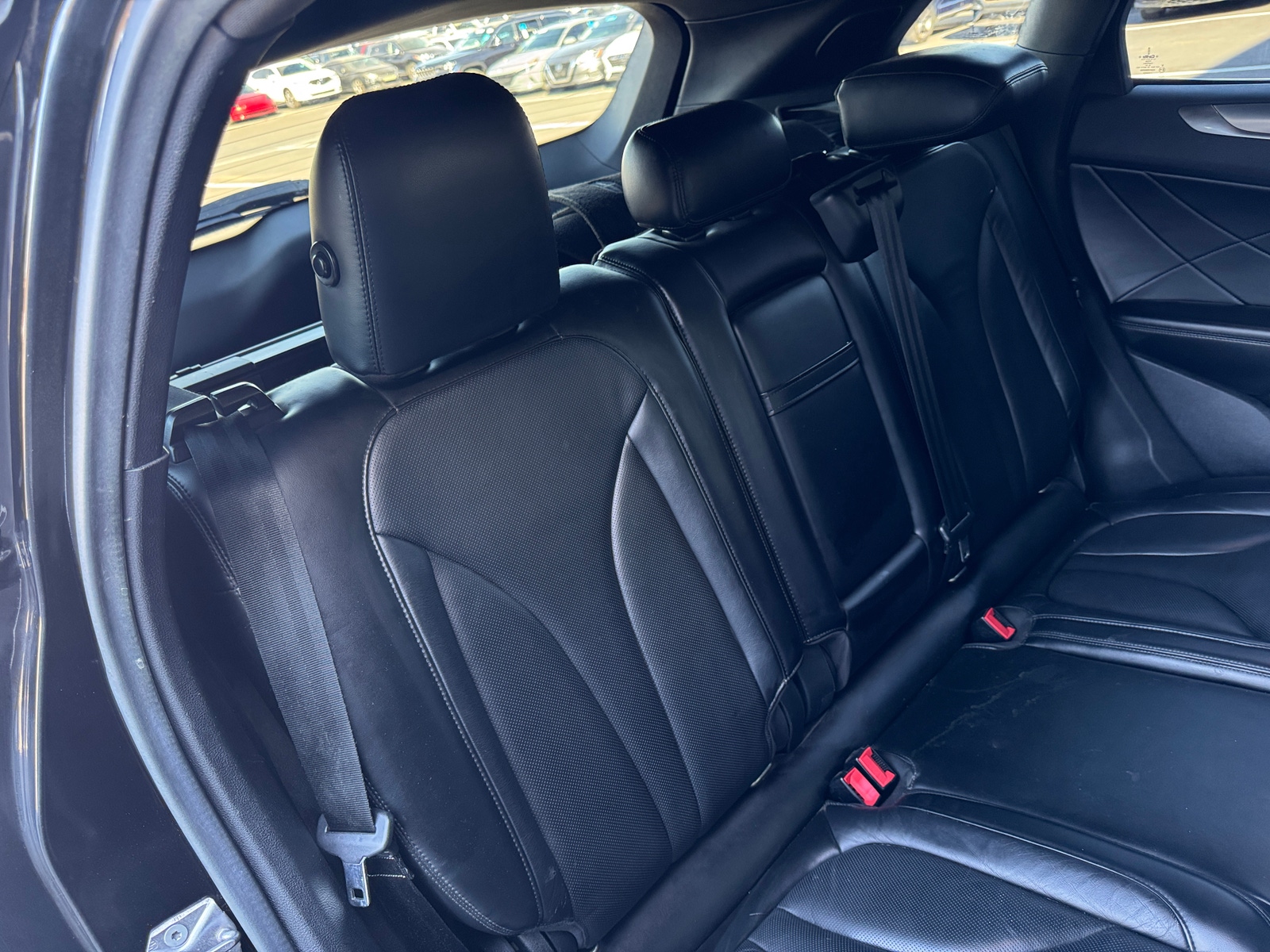 Thumbnail: 2015 Lincoln MKC - 6