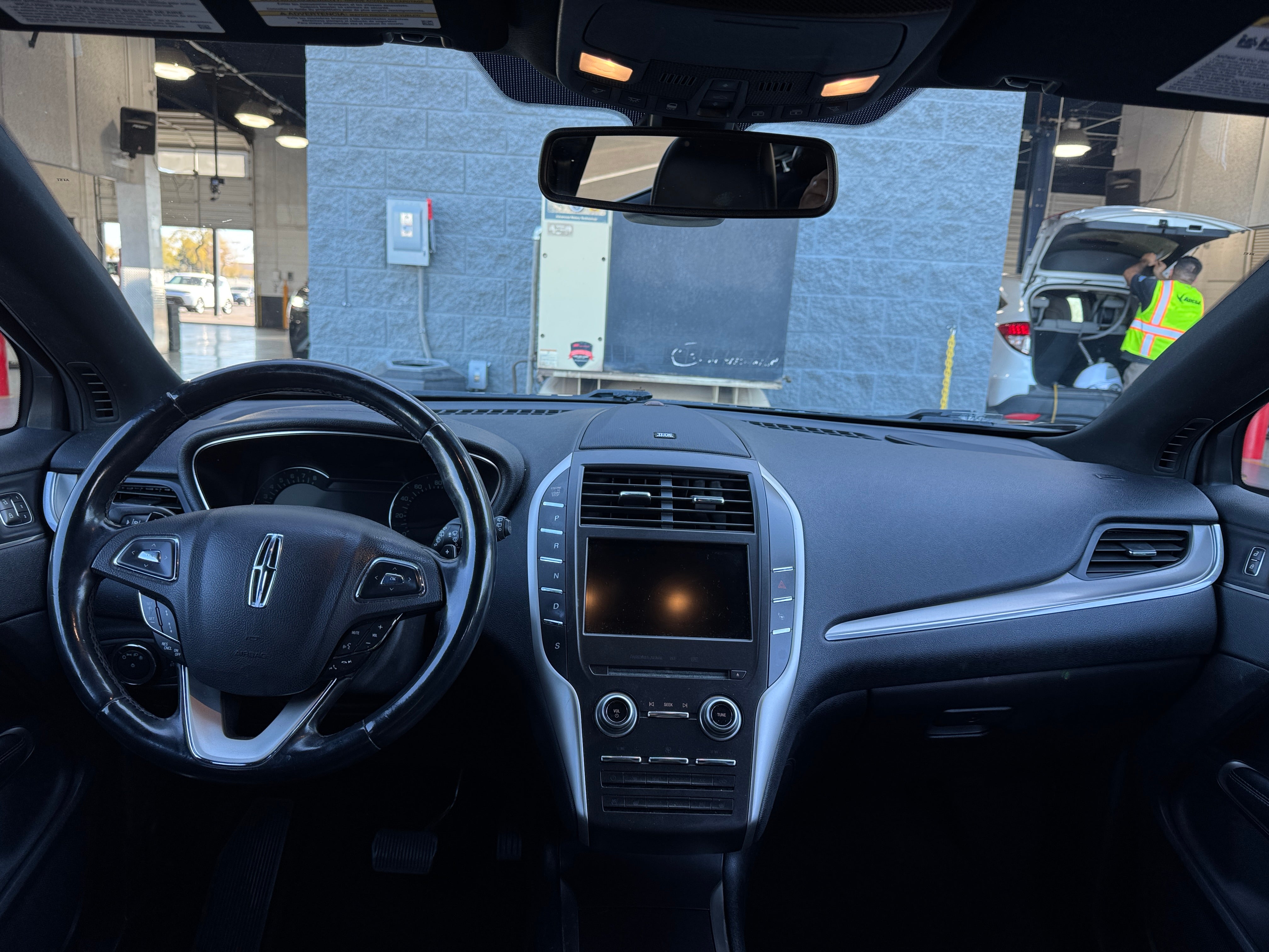 2015 Lincoln MKC Base 3