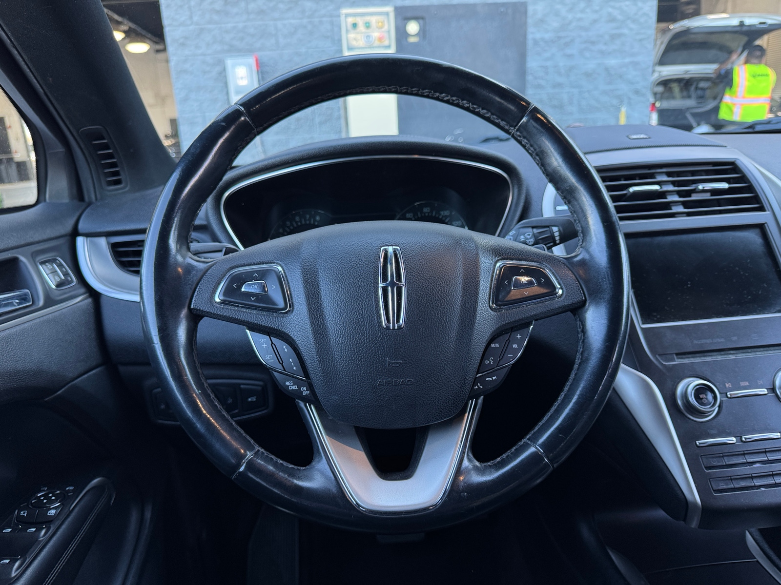 Thumbnail: 2015 Lincoln MKC - 5