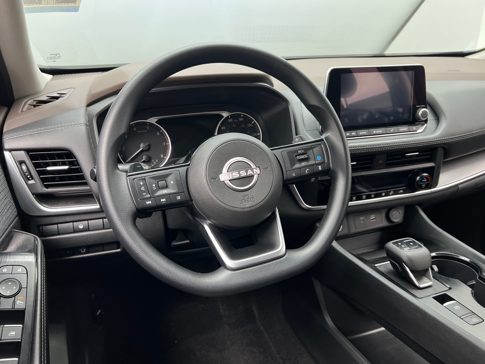 Thumbnail: 2023 Nissan Rogue - 5