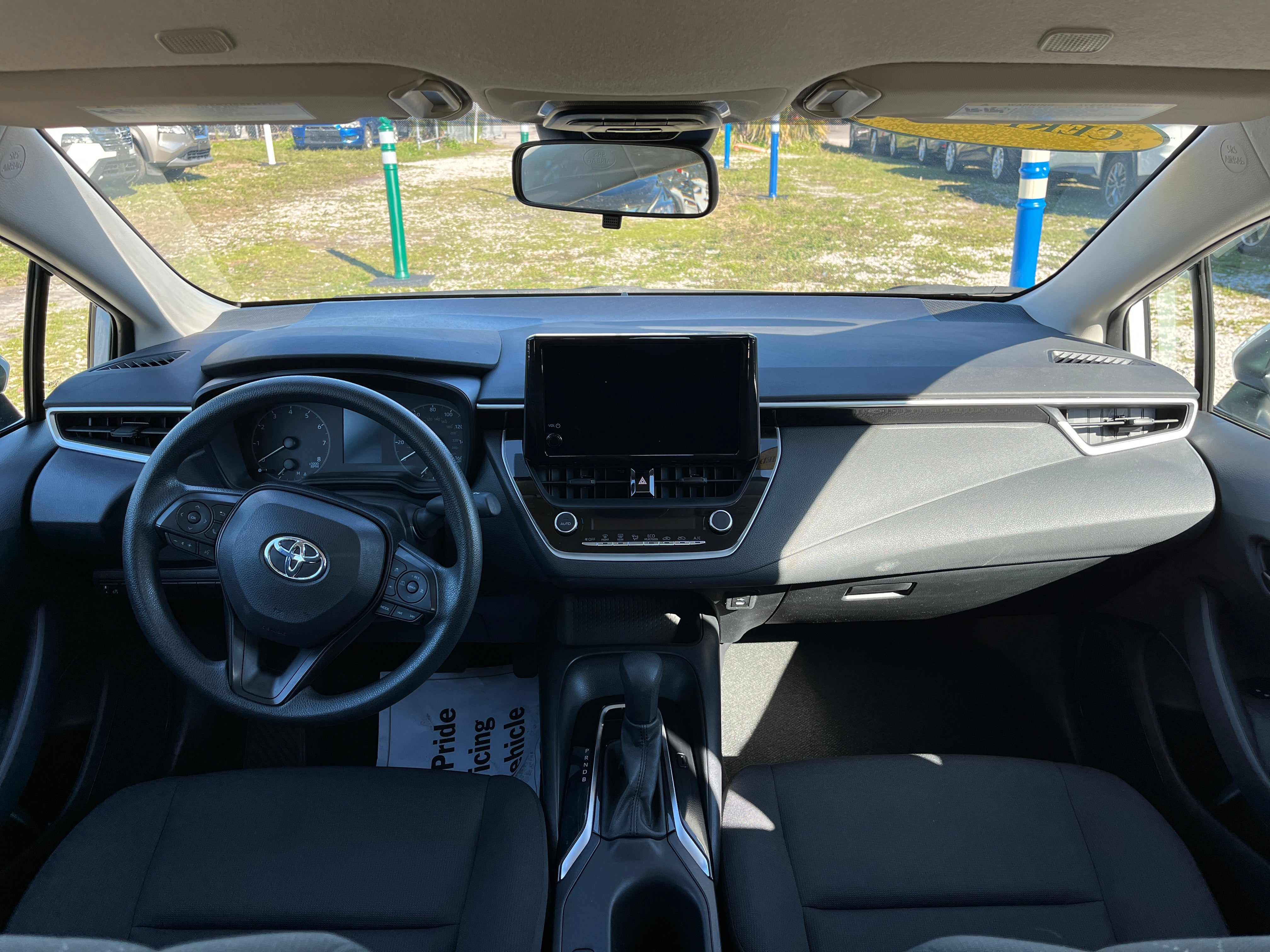 2023 Toyota Corolla LE 3