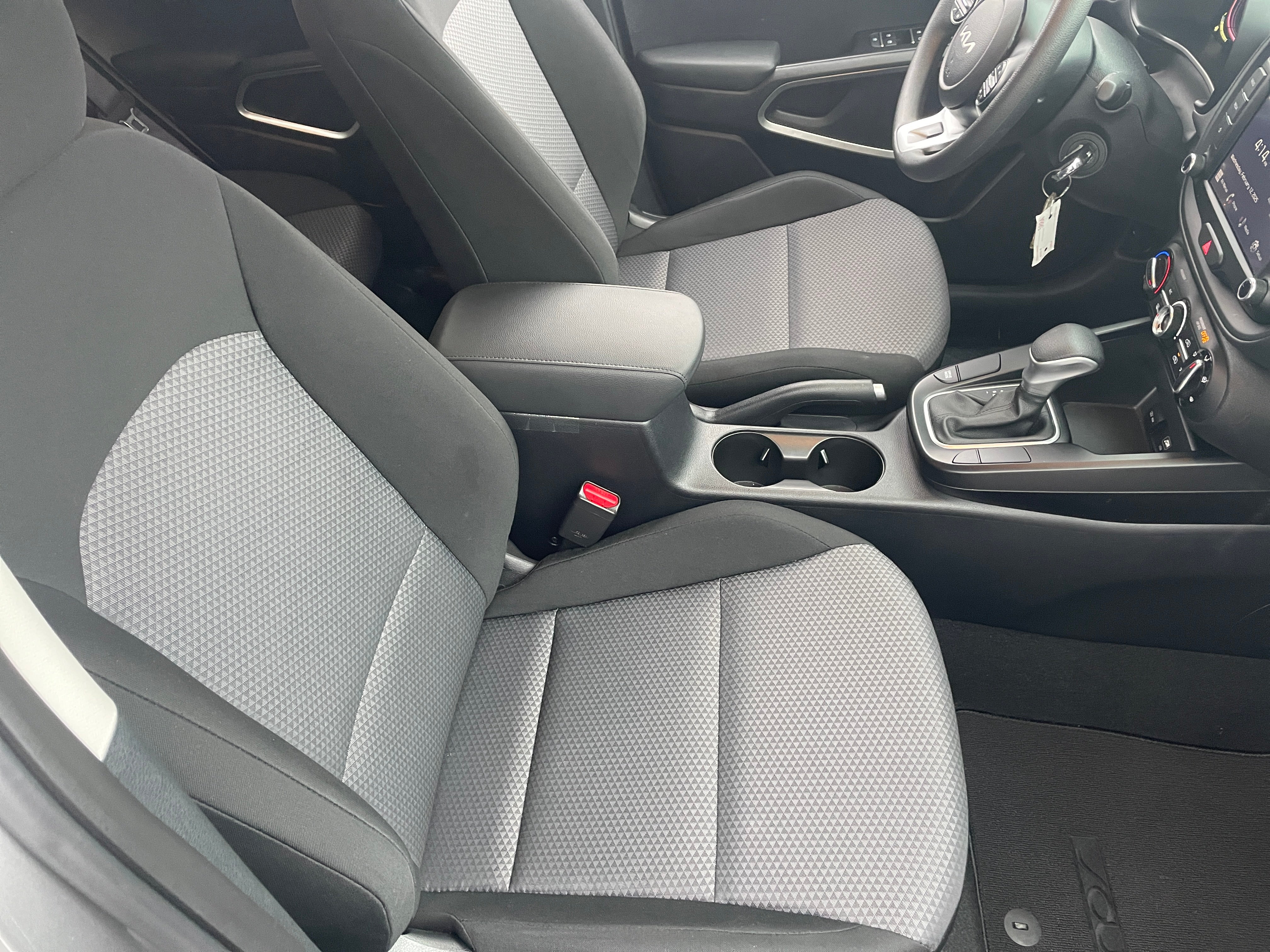 2024 Kia Soul LX 2