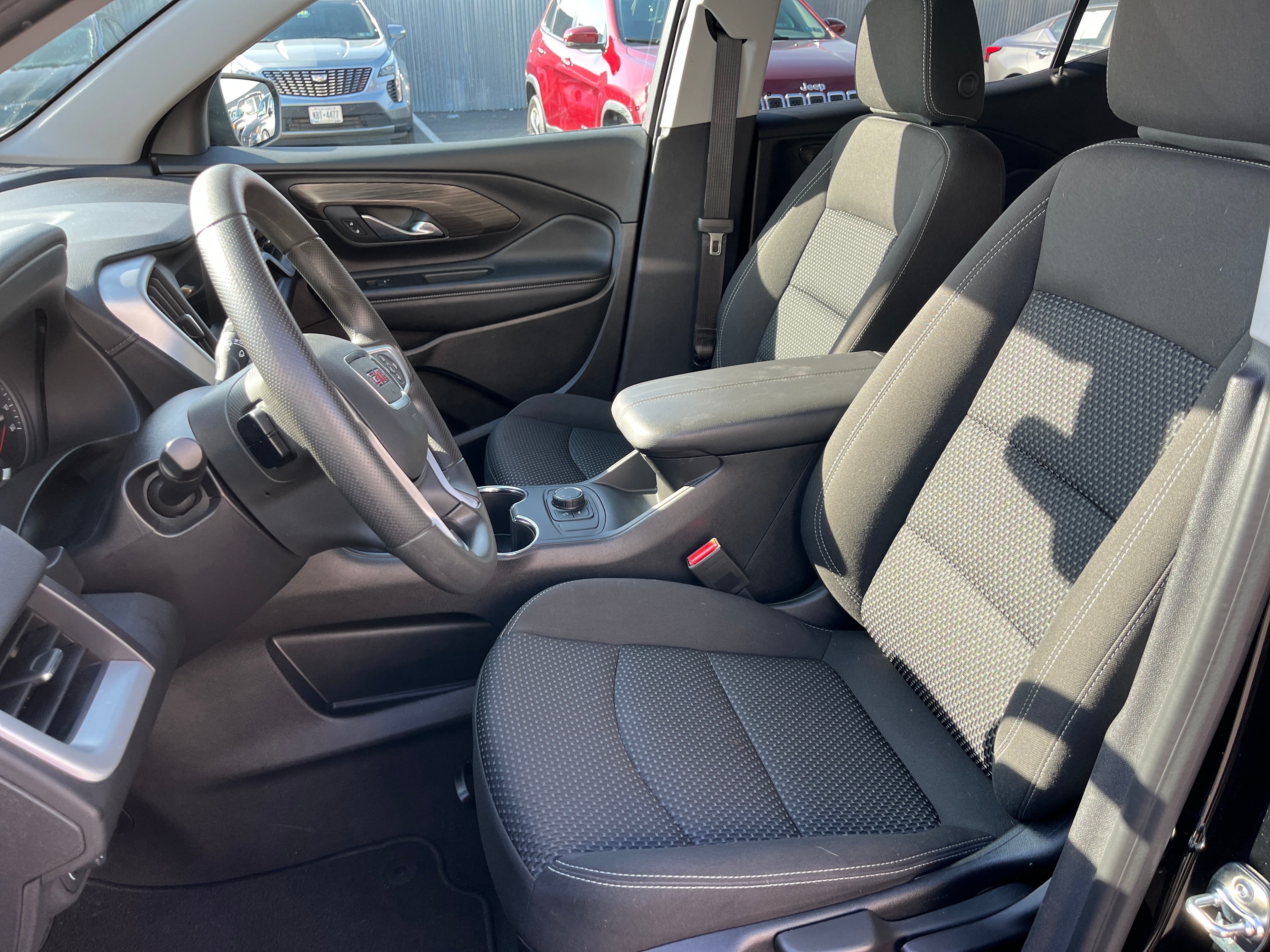 2024 GMC Terrain SLE 2