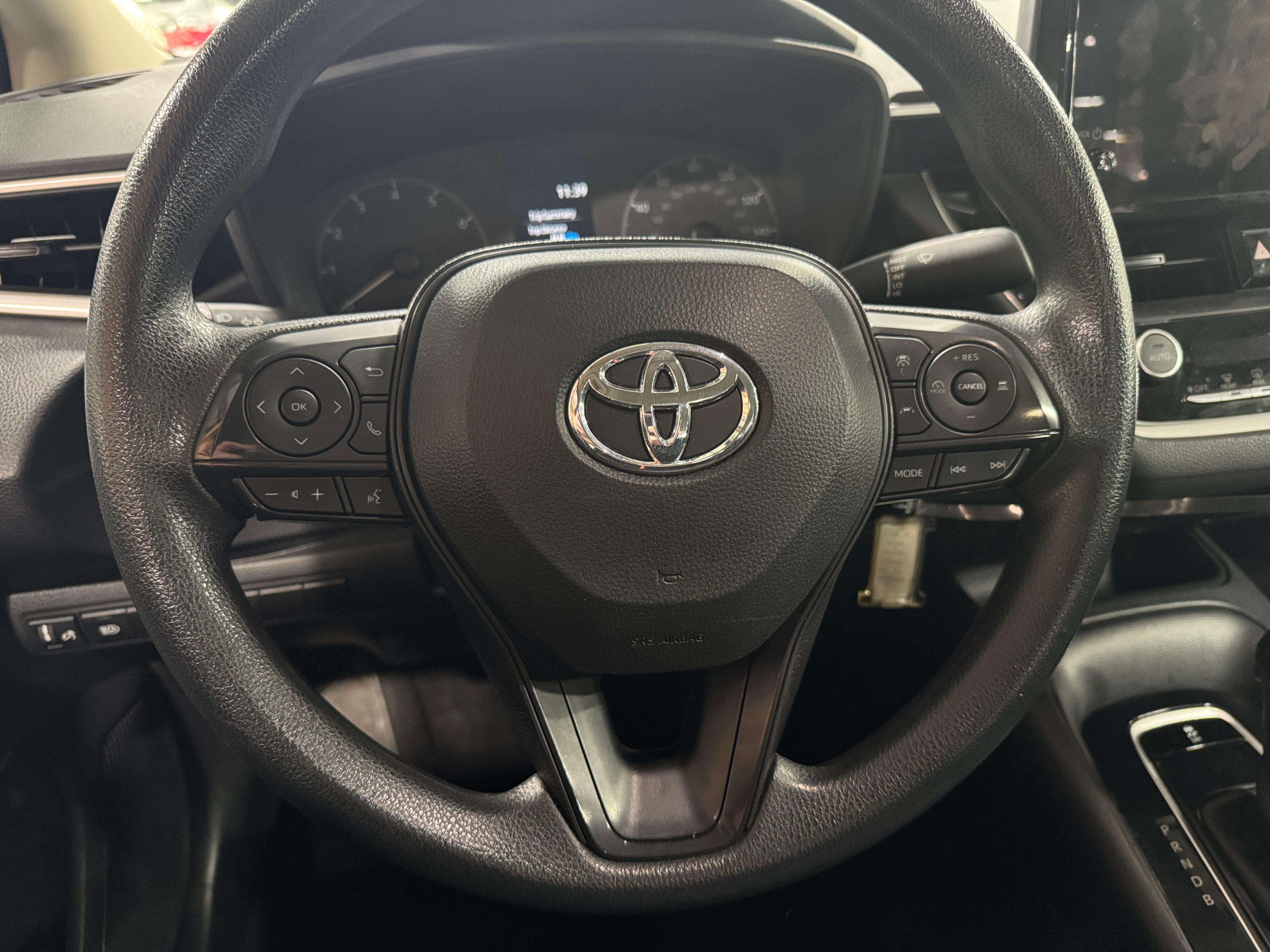 2023 Toyota Corolla LE 5