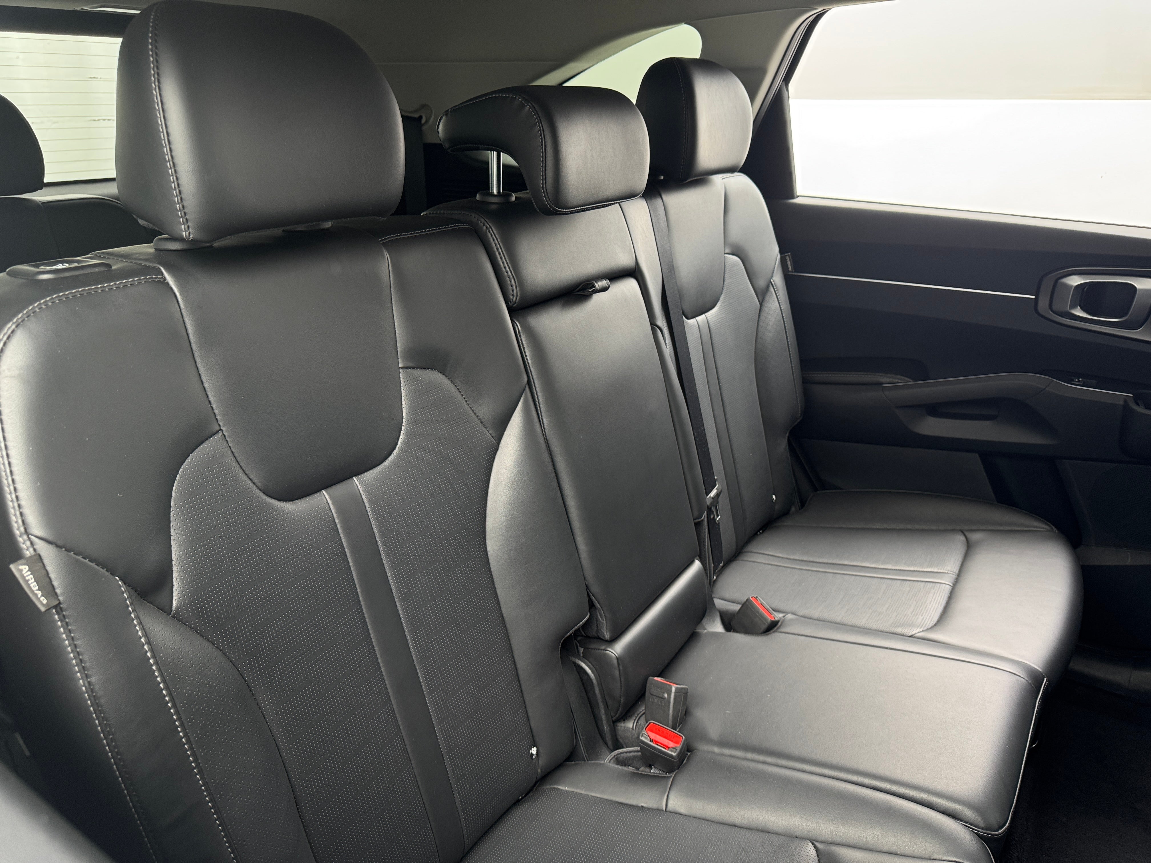 2024 Kia Sorento S 6