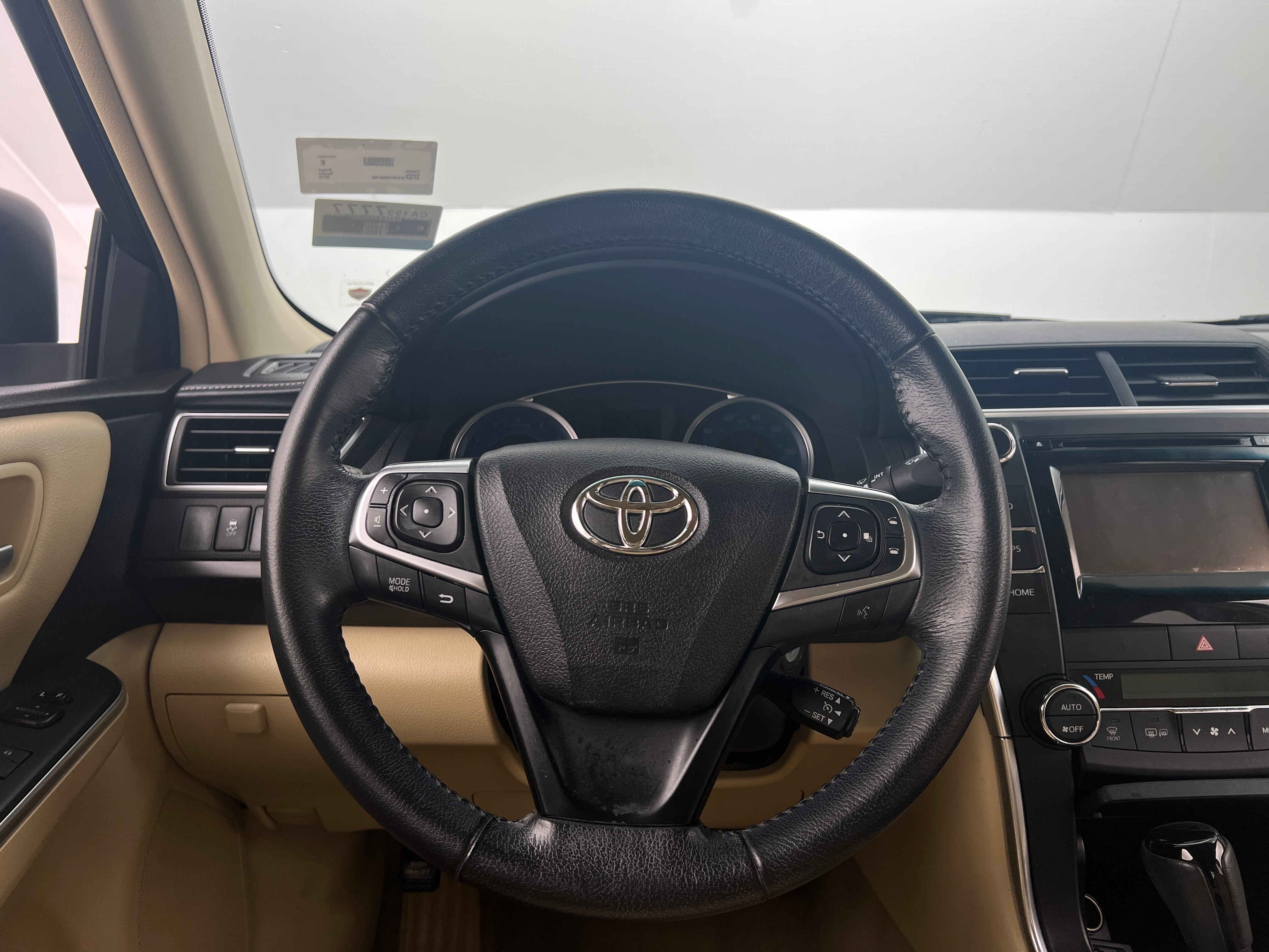 2015 Toyota Camry XLE 5