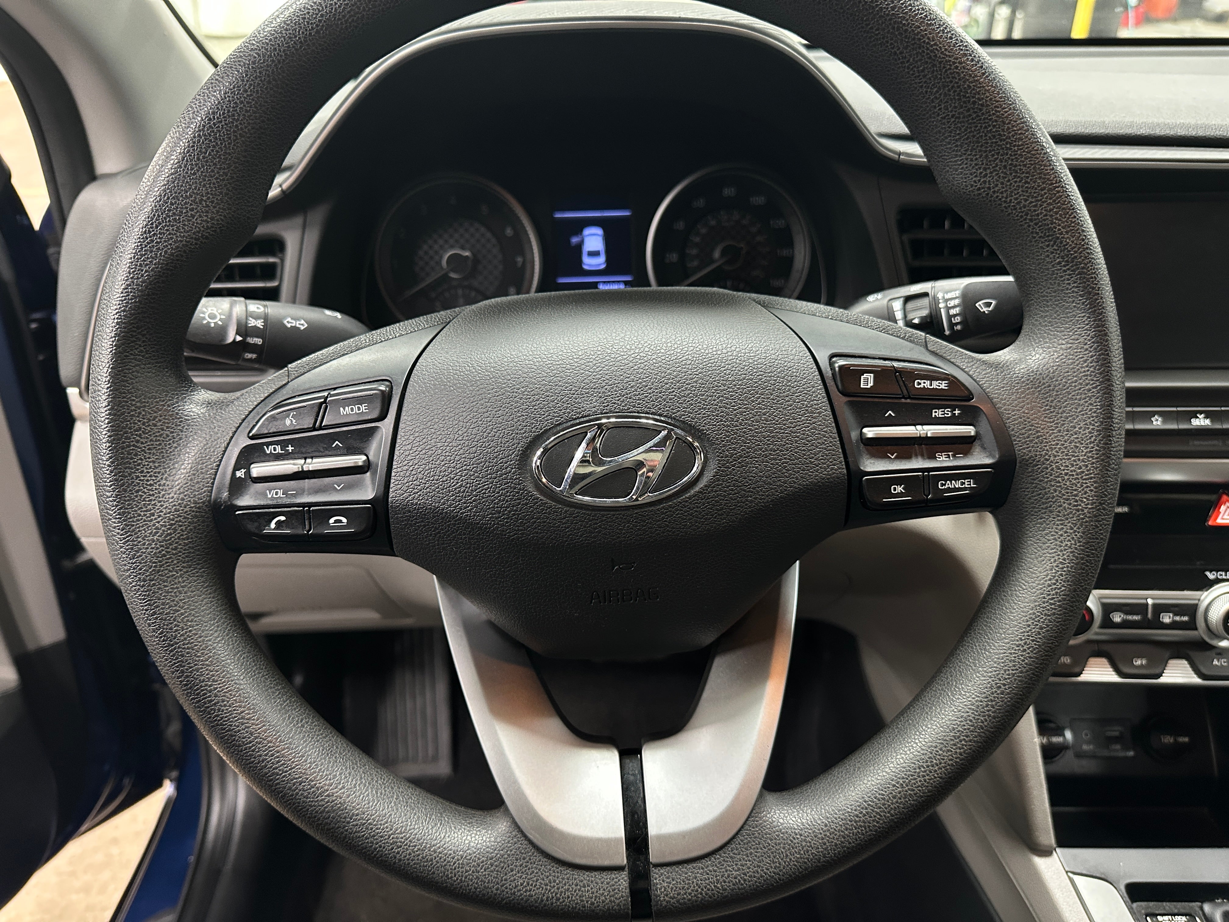 2020 Hyundai Elantra SEL 5